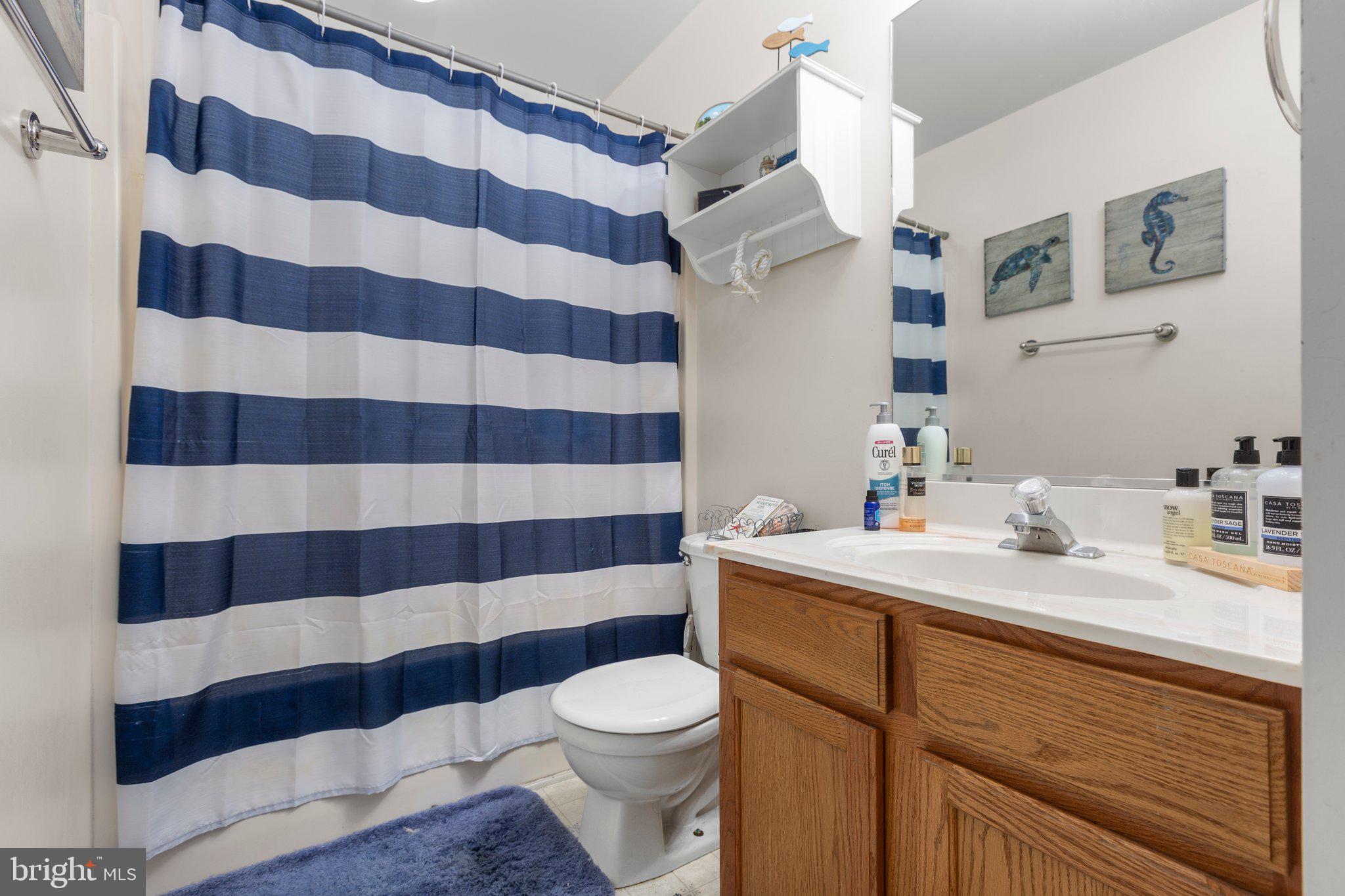 LAKE OF THE WOODS - Residential