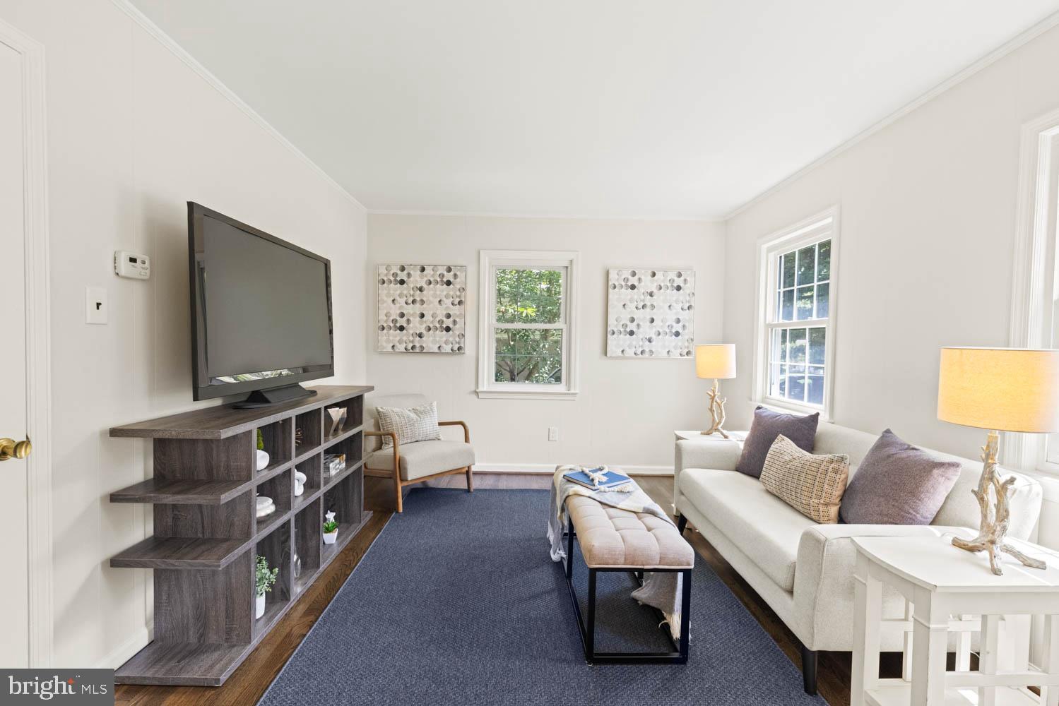 HAYFIELD FARM - Residential