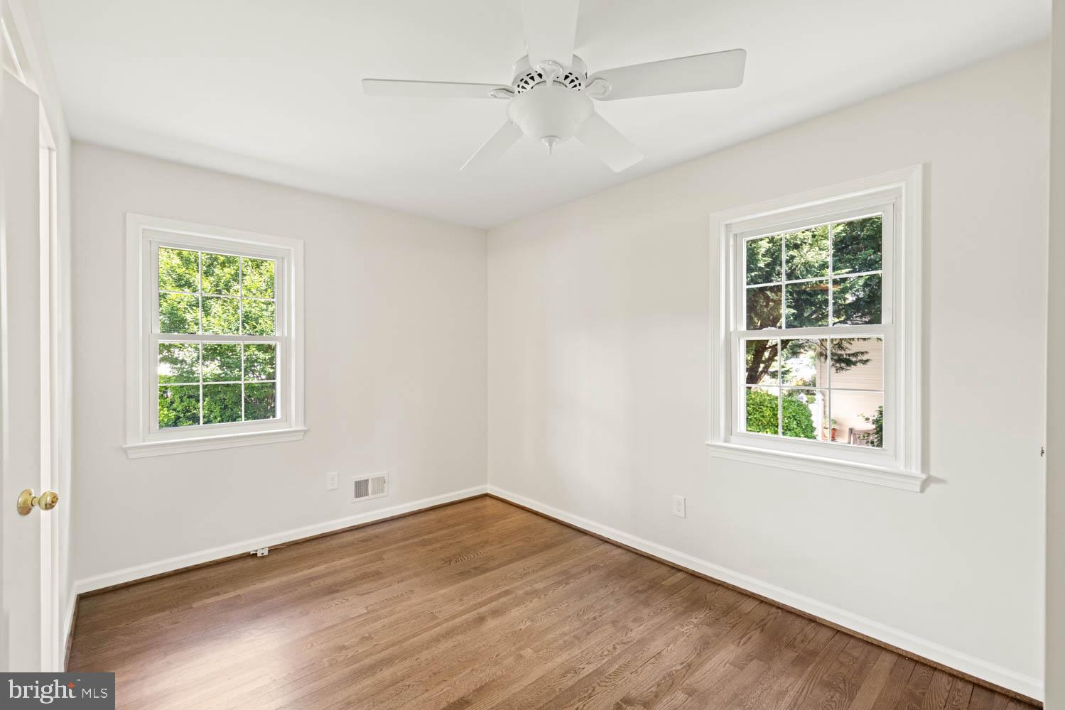 HAYFIELD FARM - Residential