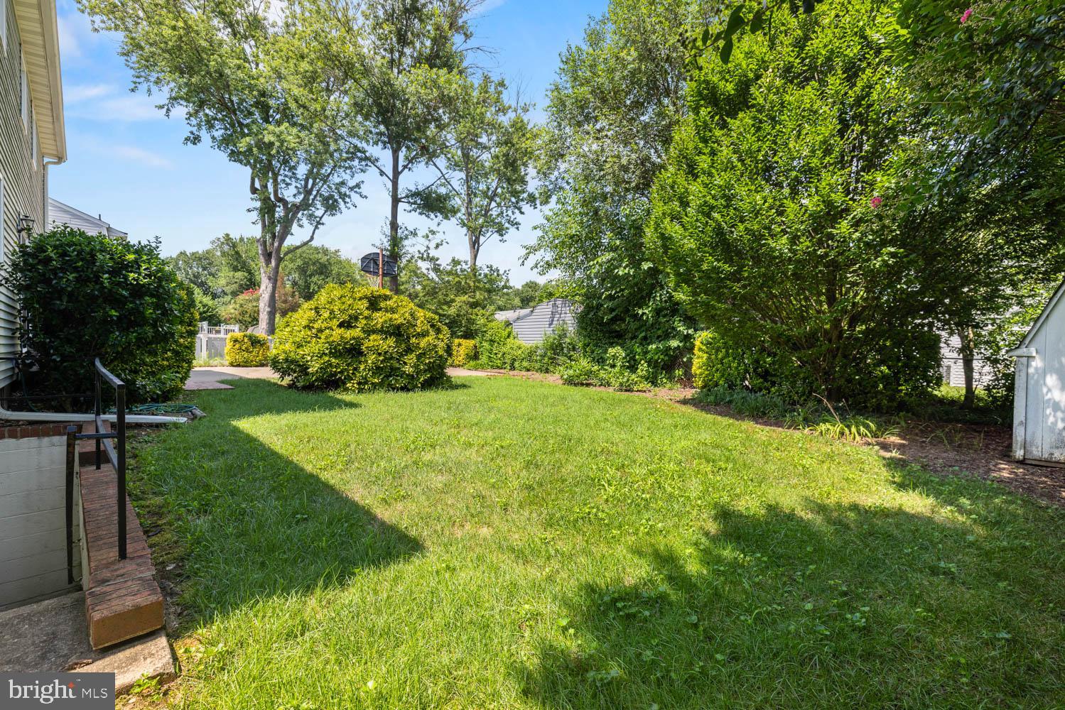 HAYFIELD FARM - Residential