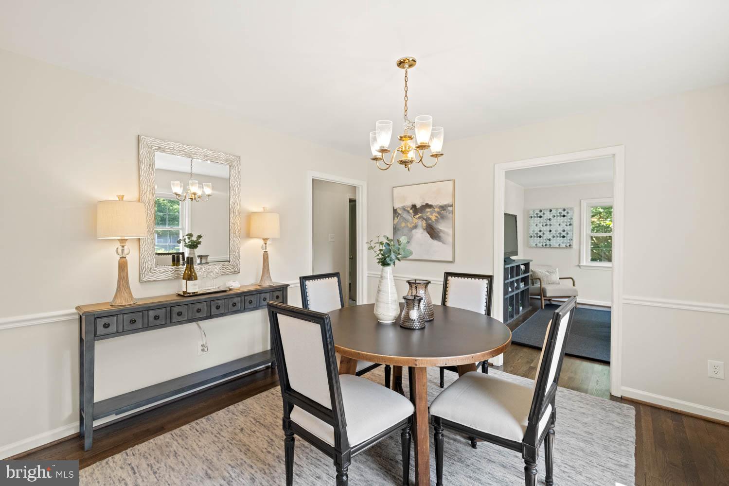 HAYFIELD FARM - Residential