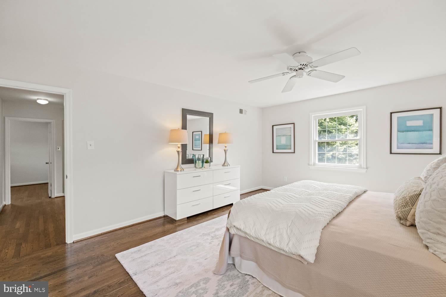 HAYFIELD FARM - Residential