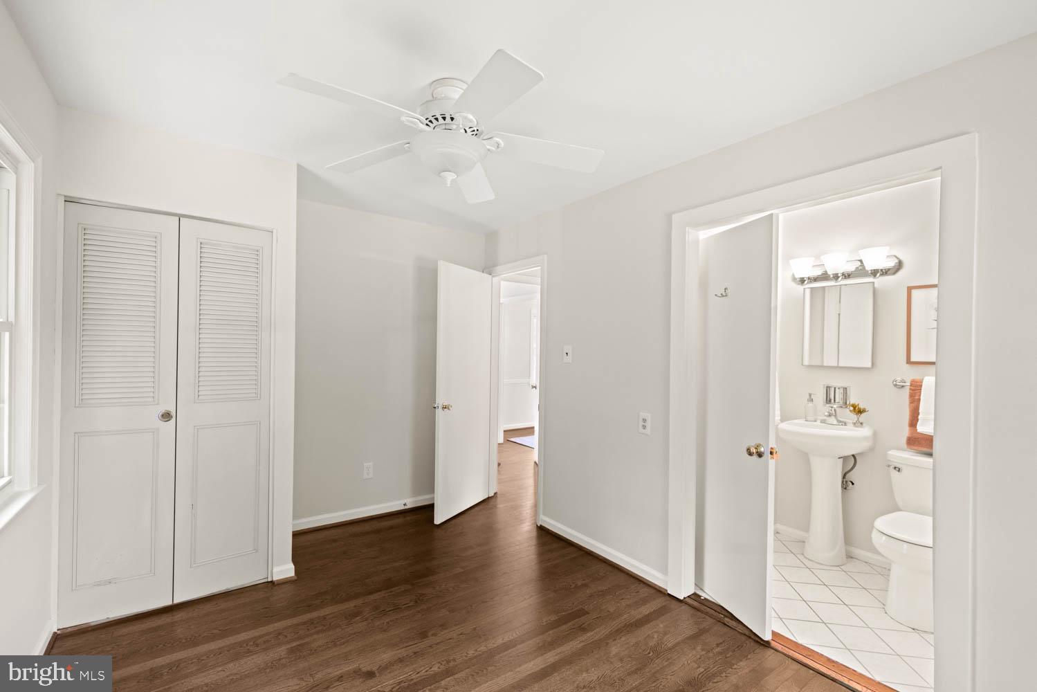 HAYFIELD FARM - Residential