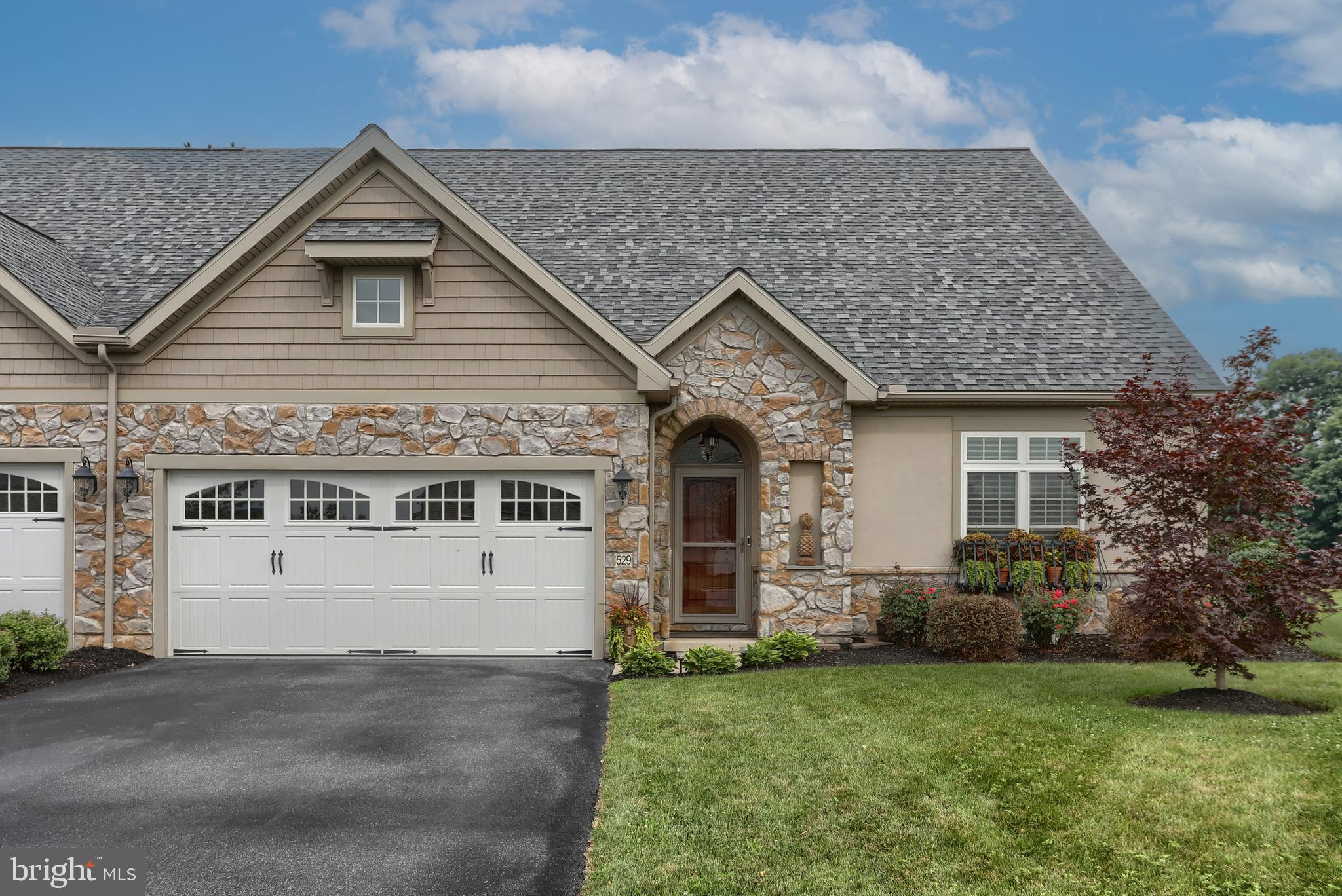 529 SPRINGBROOK DR