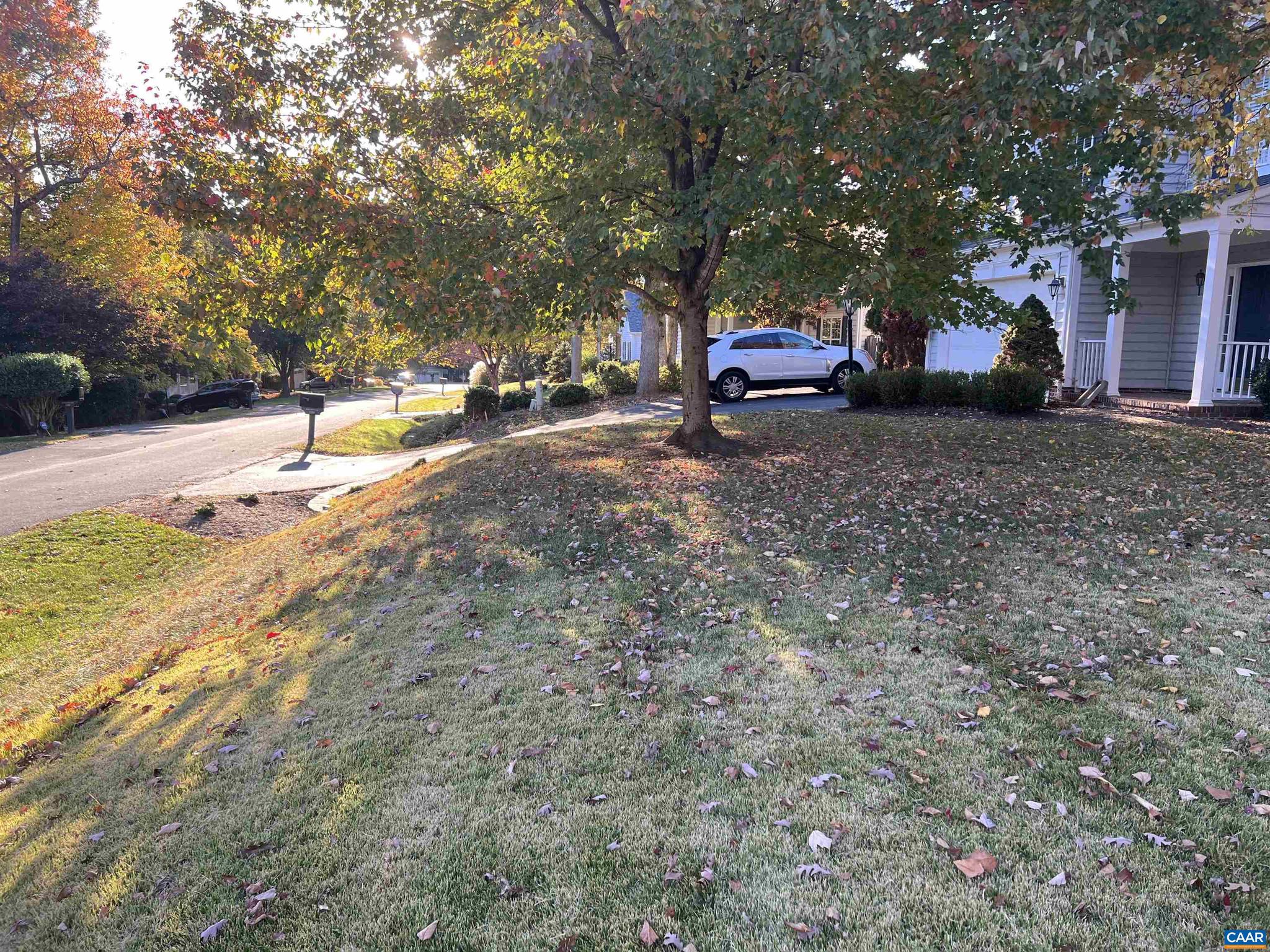 DUNLORA - Residential Lease