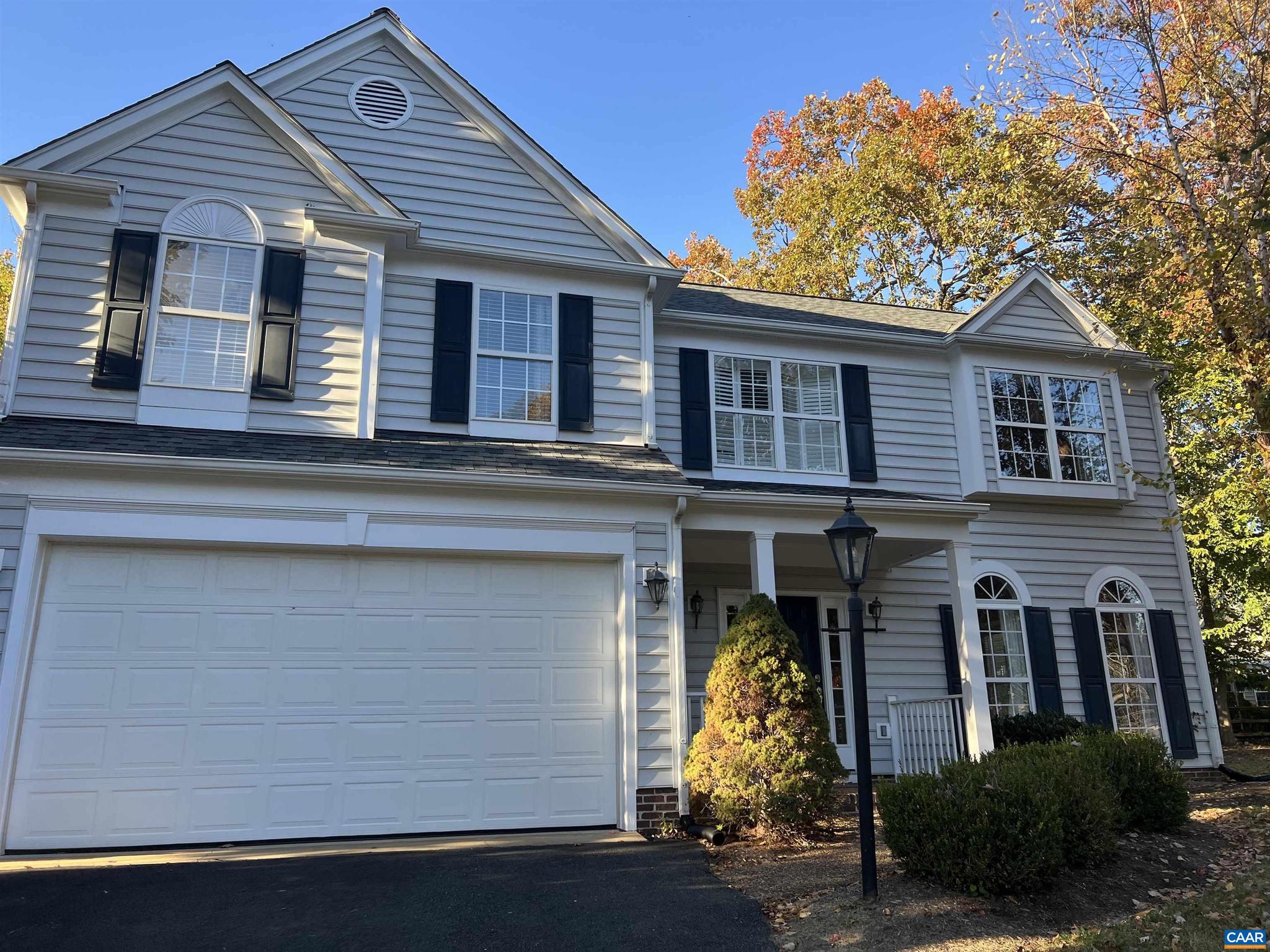 DUNLORA - Residential Lease