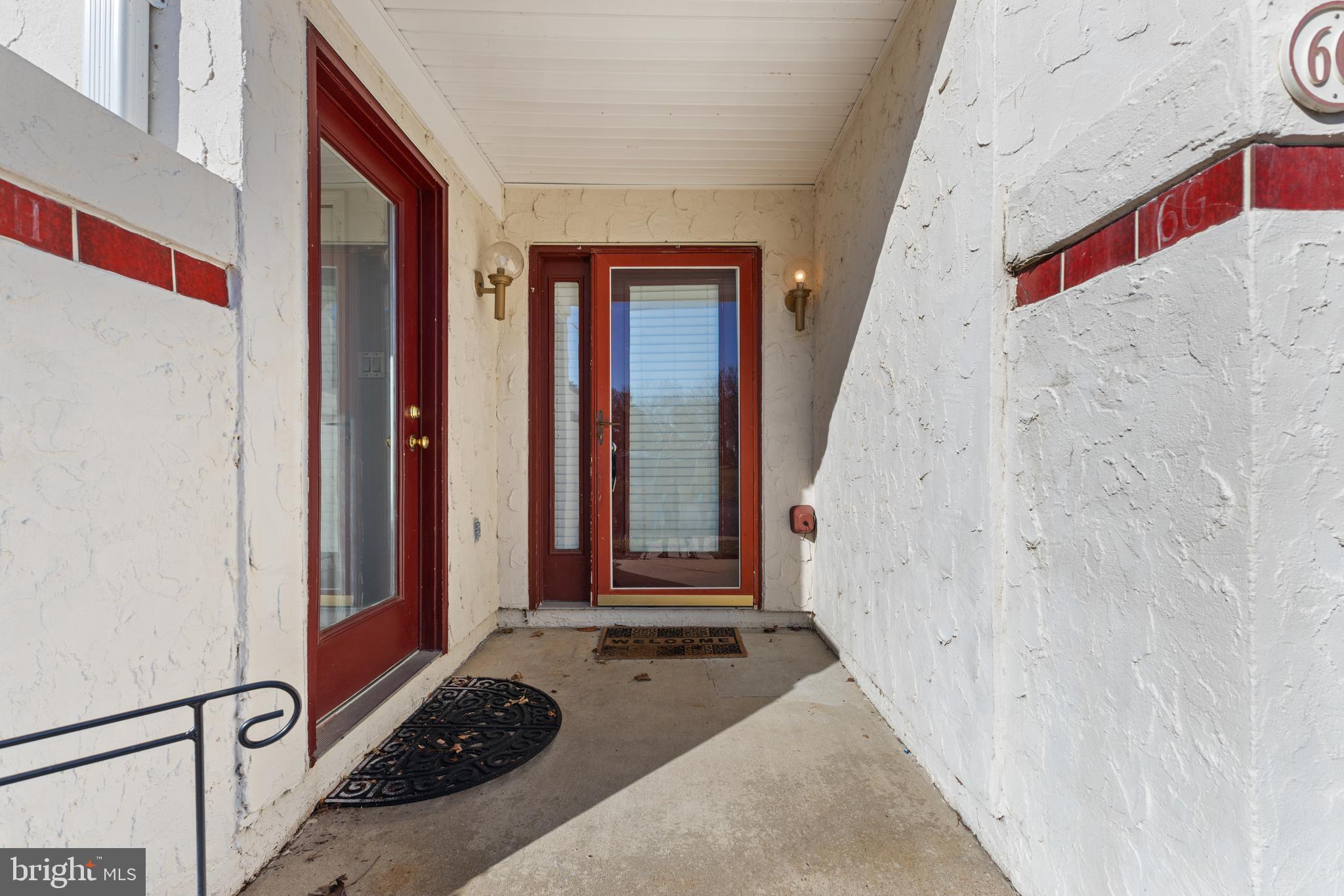 QUEENS LANDING - Residential