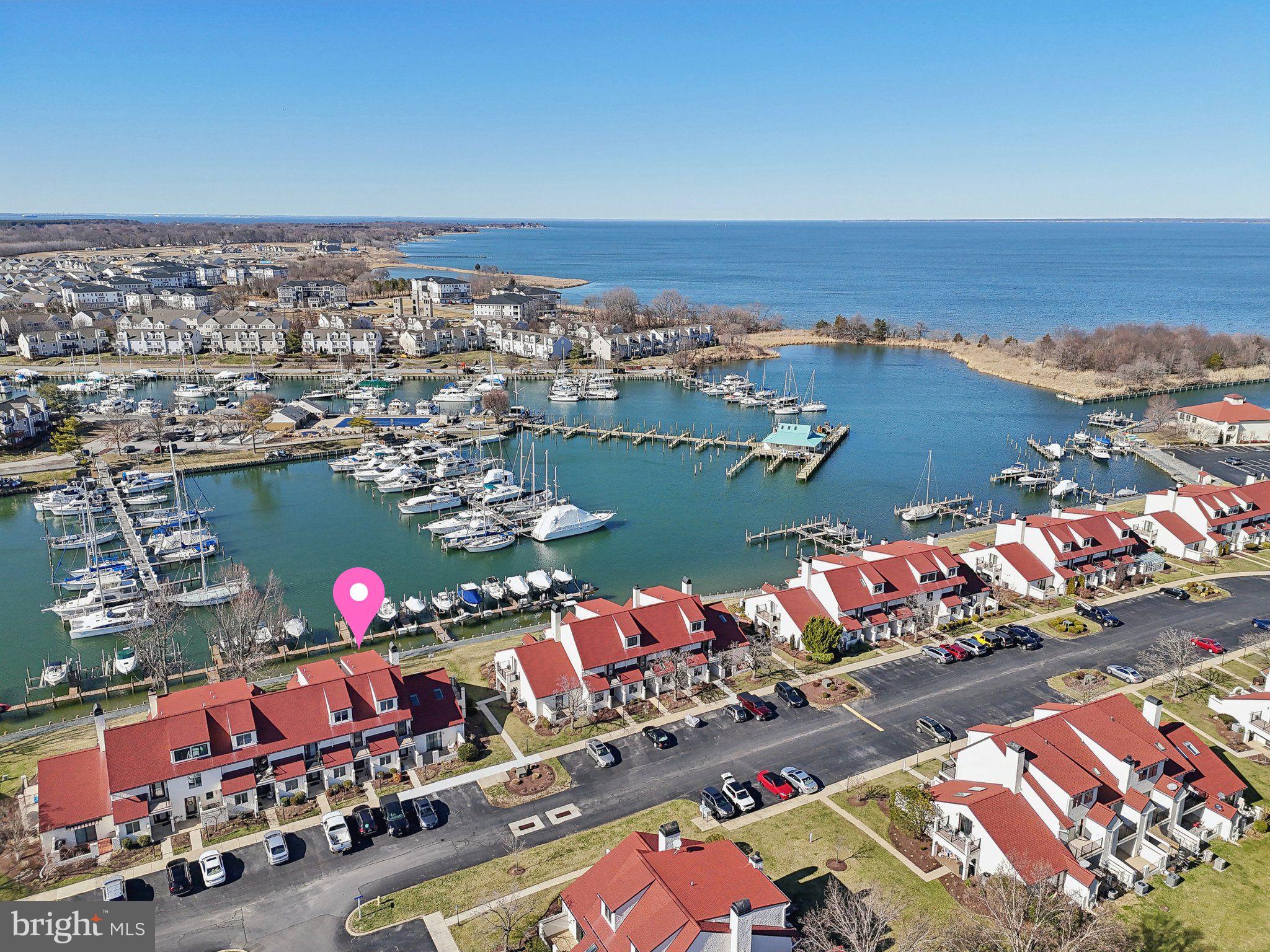 QUEENS LANDING - Residential