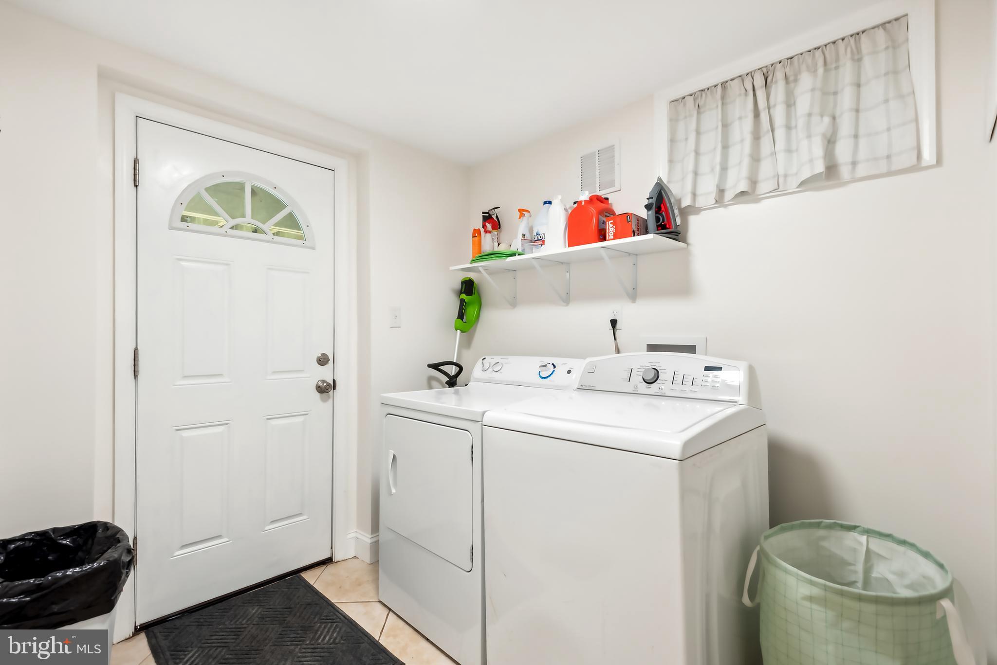 VILLA HEIGHTS - Residential