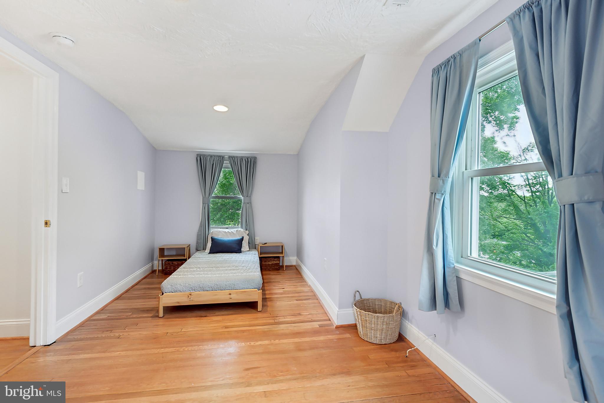 VILLA HEIGHTS - Residential