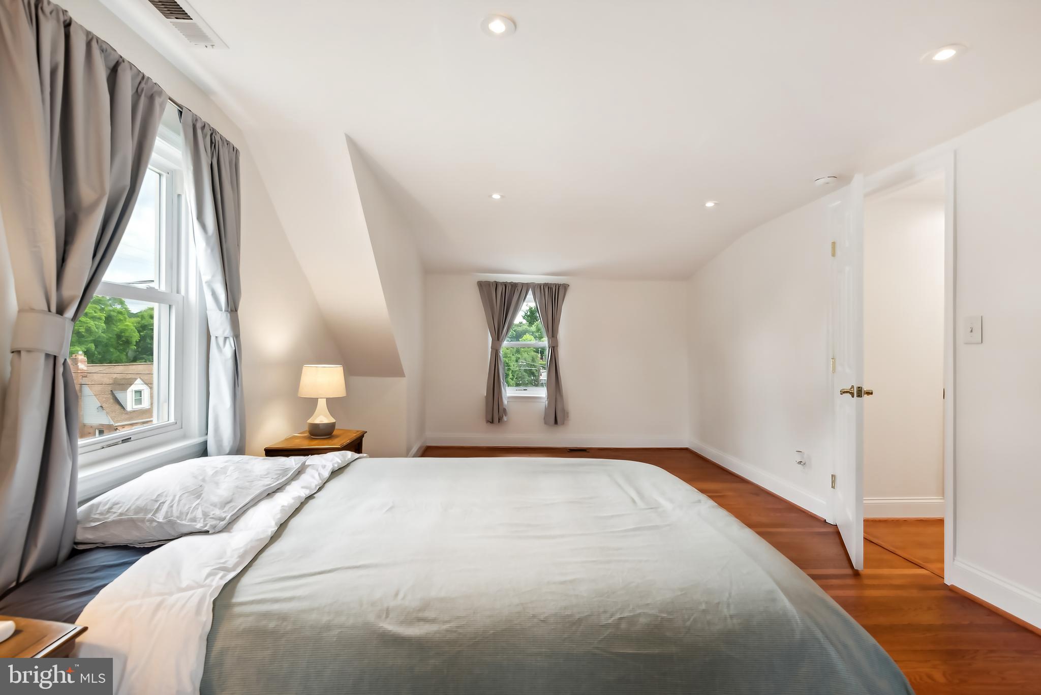 VILLA HEIGHTS - Residential