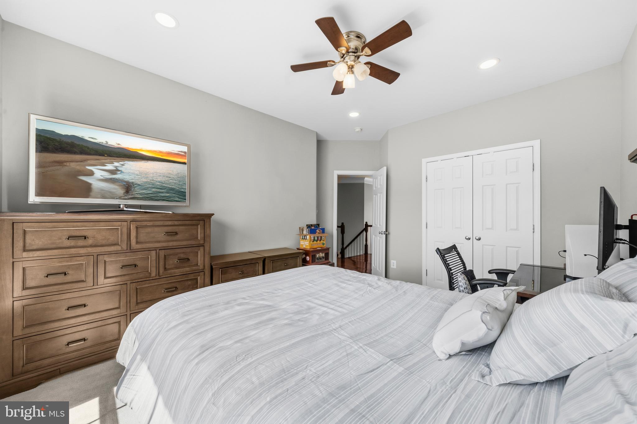 CROSSMAN CREEK - Residential