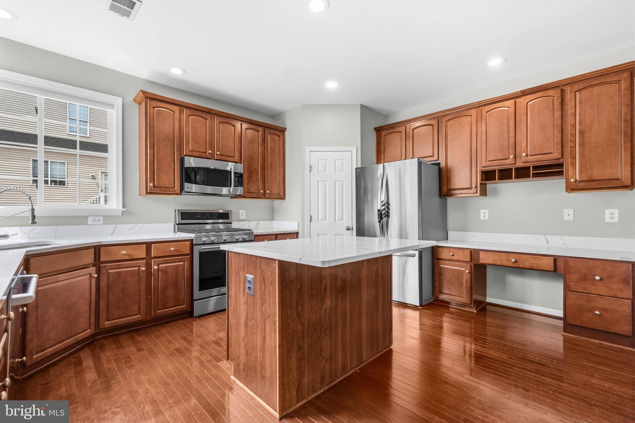 CROSSMAN CREEK - Residential