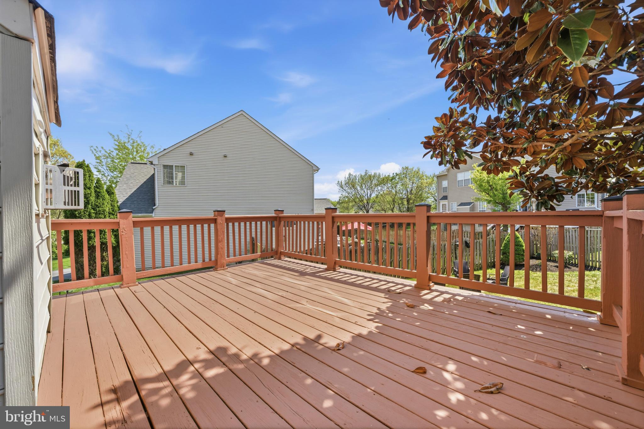 CROSSMAN CREEK - Residential