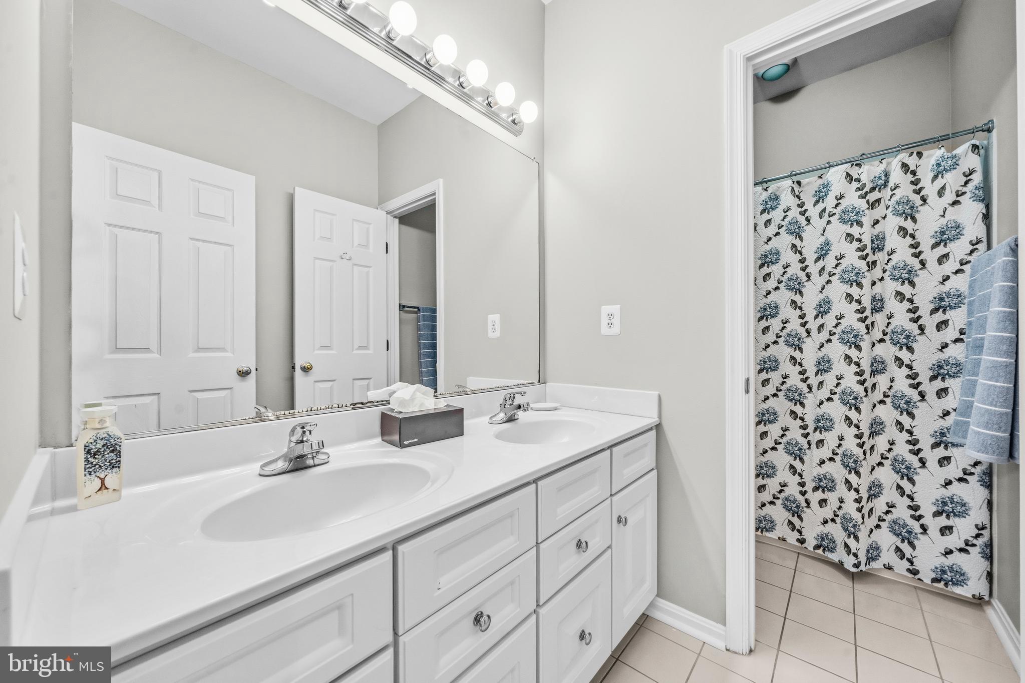 CROSSMAN CREEK - Residential