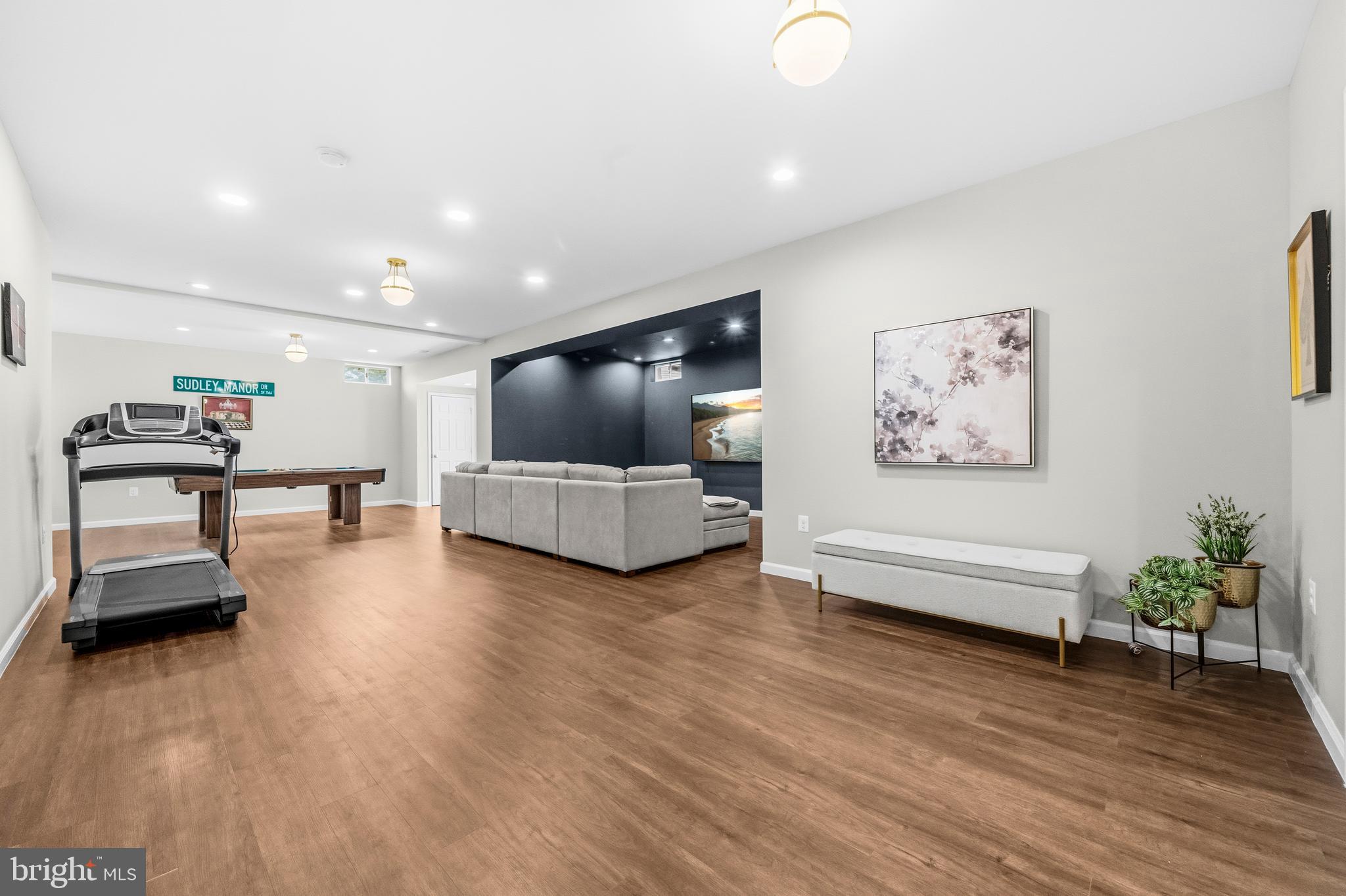 CROSSMAN CREEK - Residential