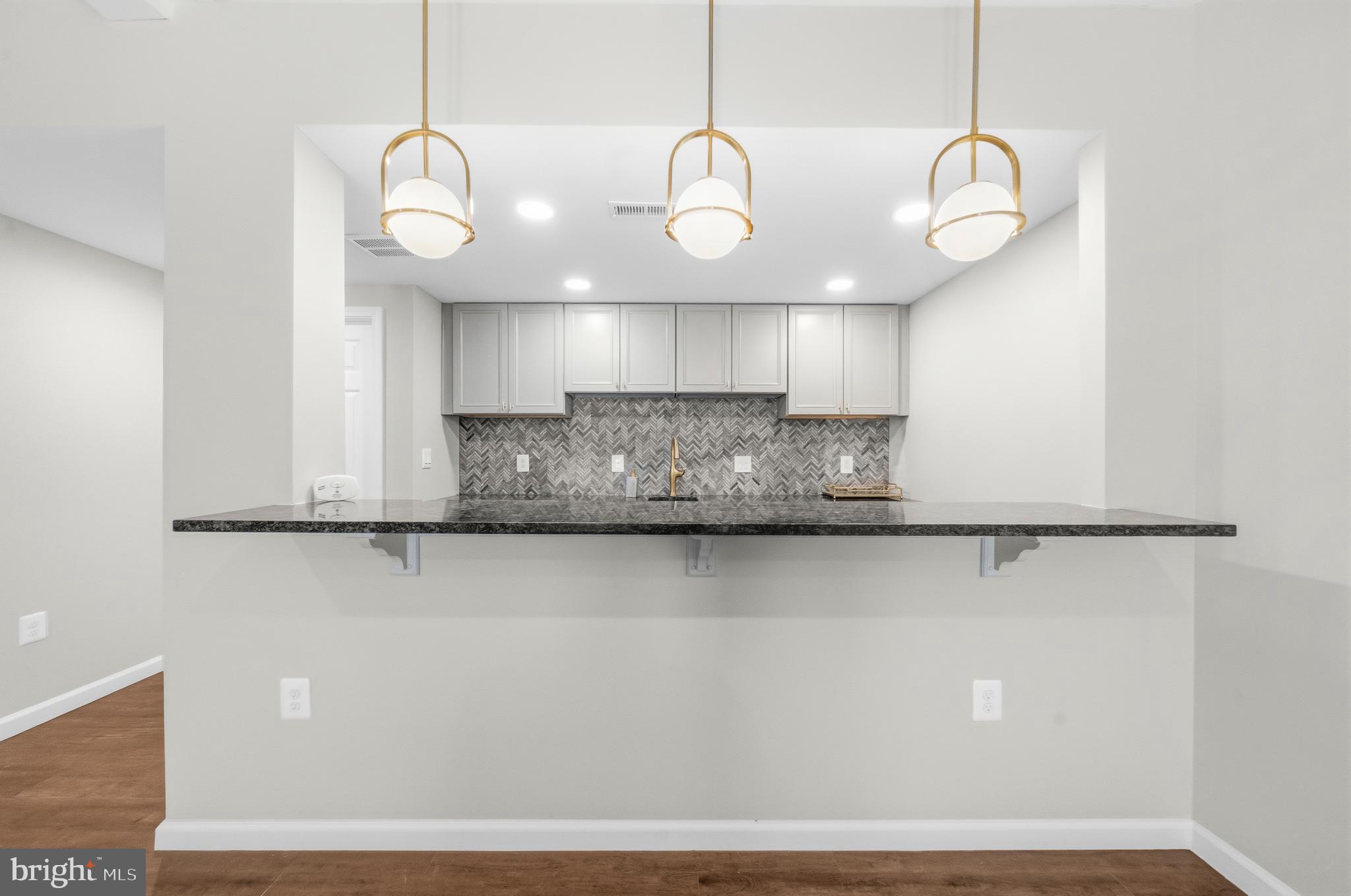 CROSSMAN CREEK - Residential