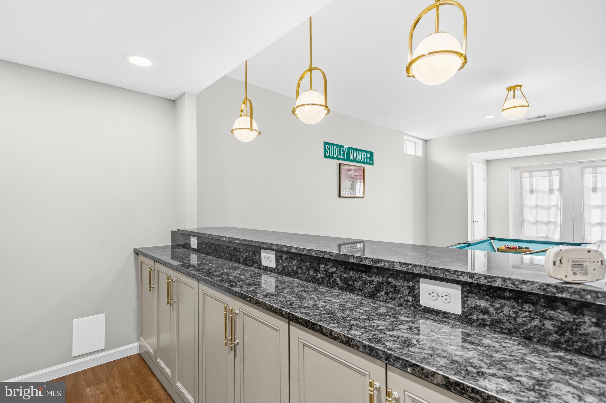 CROSSMAN CREEK - Residential