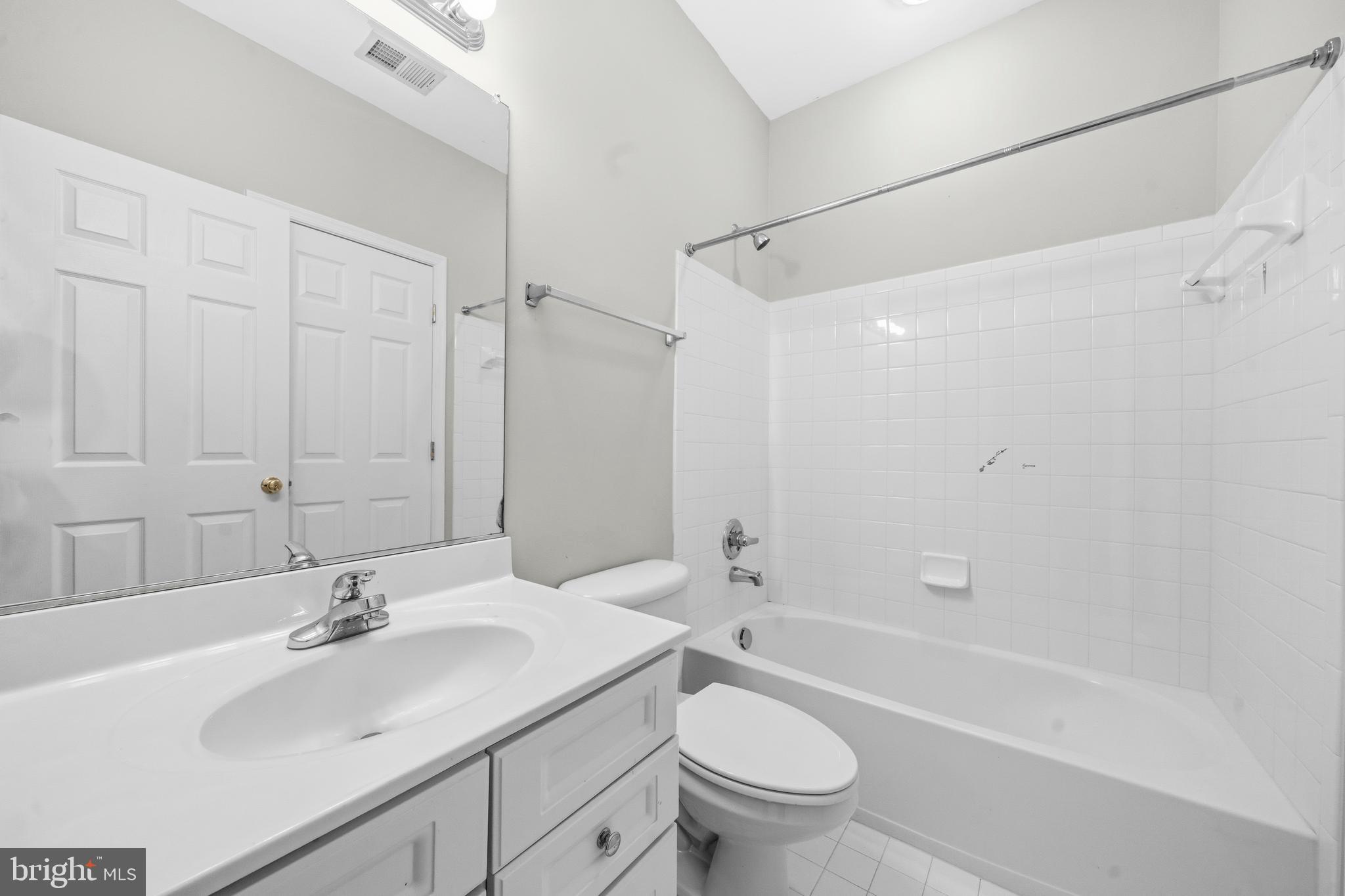 CROSSMAN CREEK - Residential