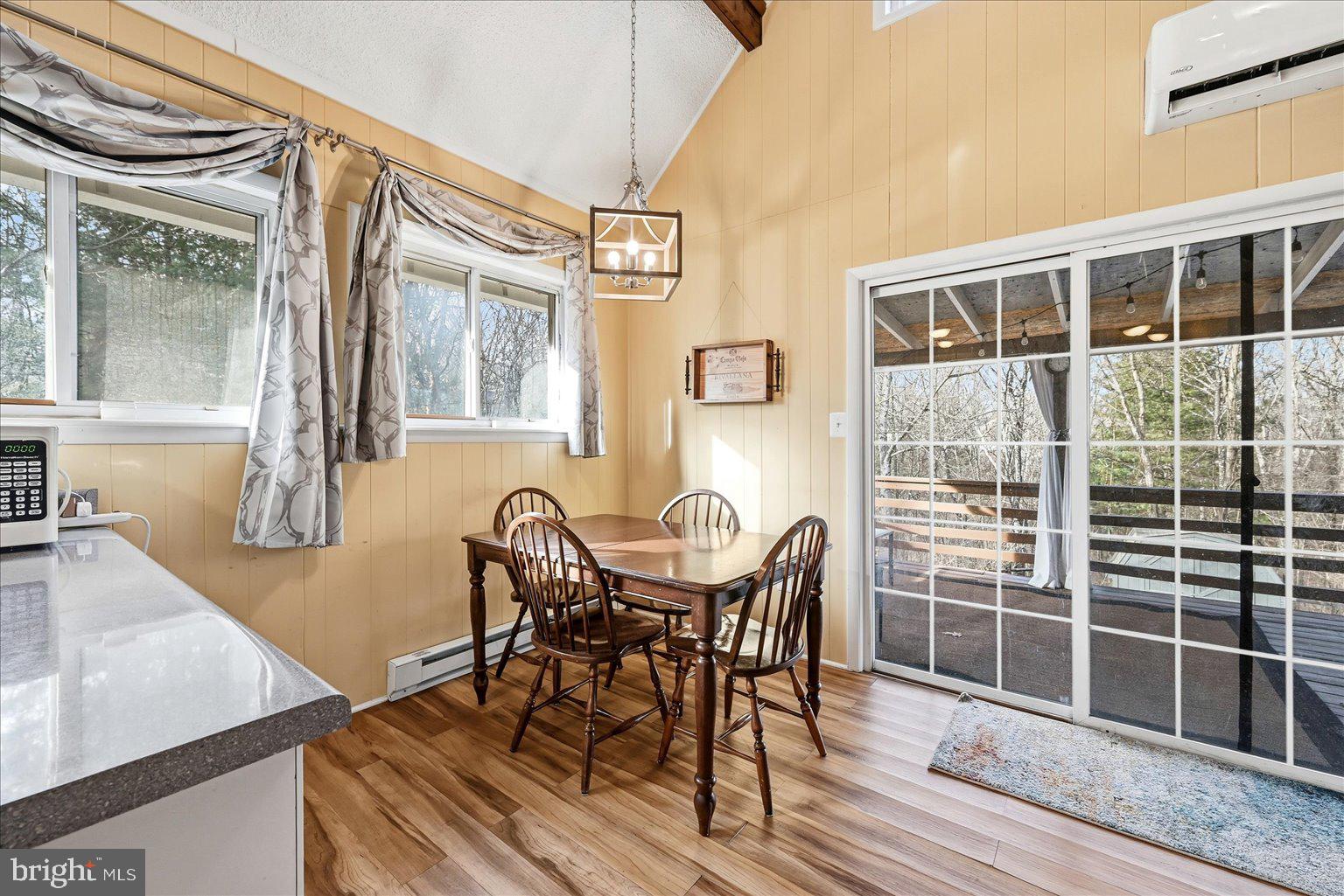 GLENWOOD FOREST - Residential