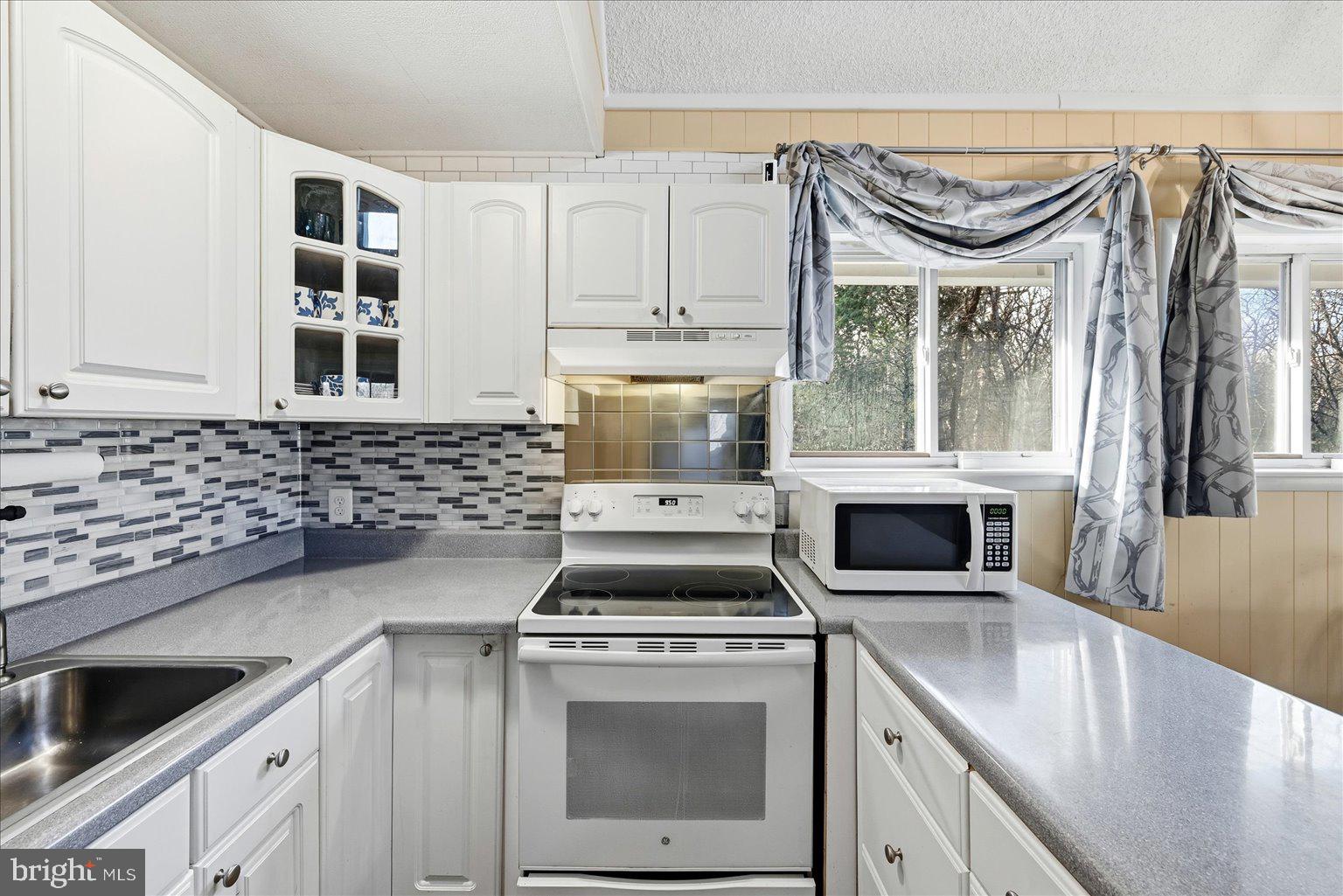 GLENWOOD FOREST - Residential