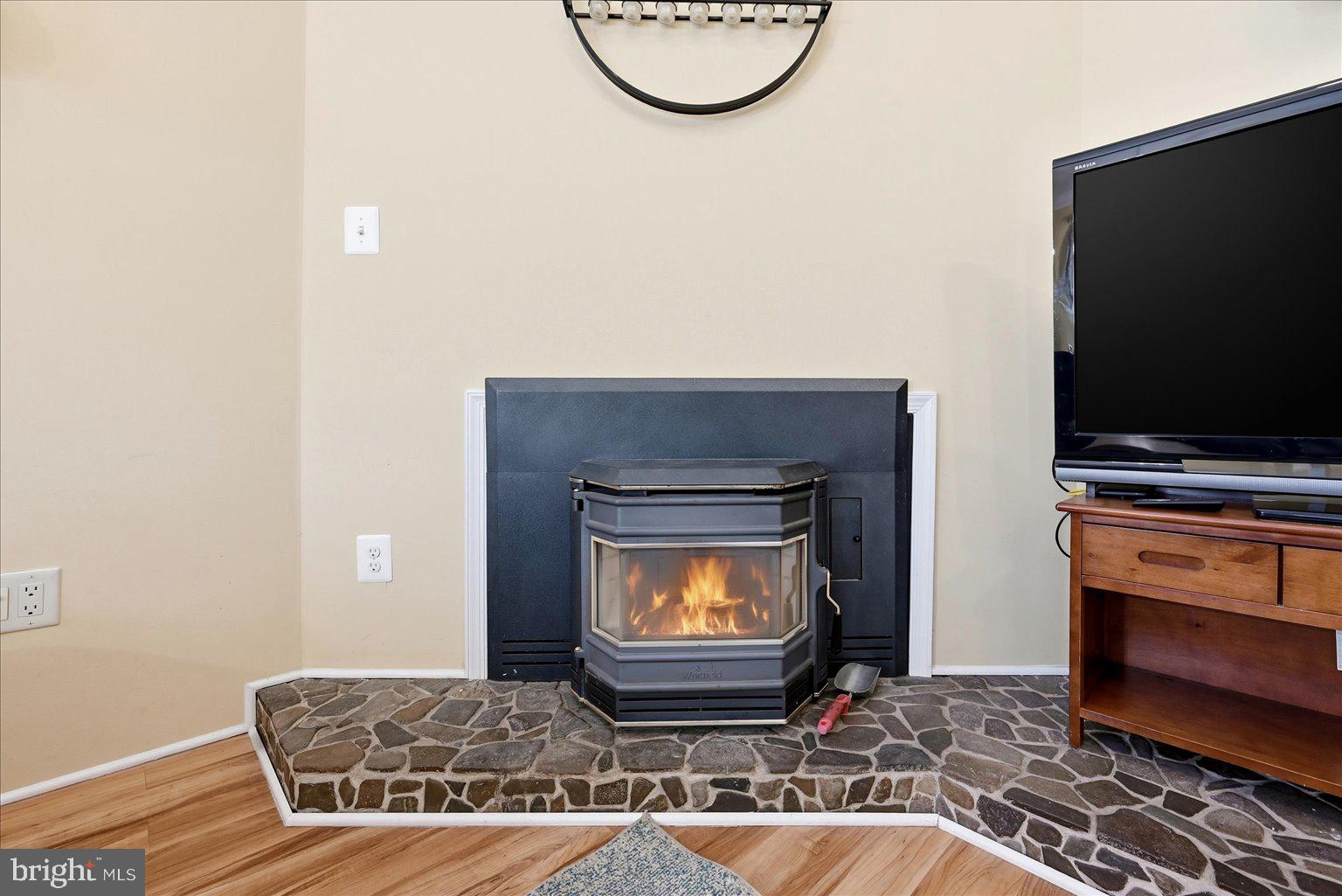 GLENWOOD FOREST - Residential