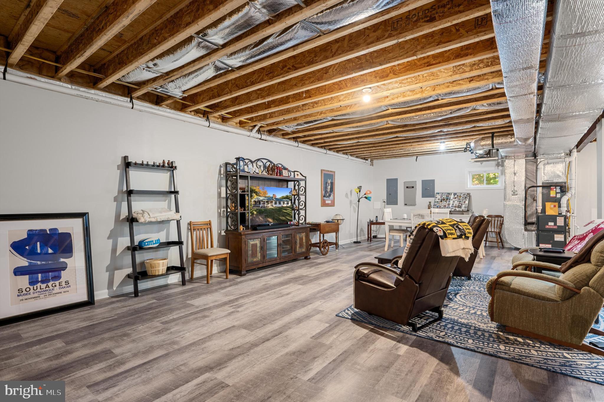 RITTER MOUNTAIN - Residential