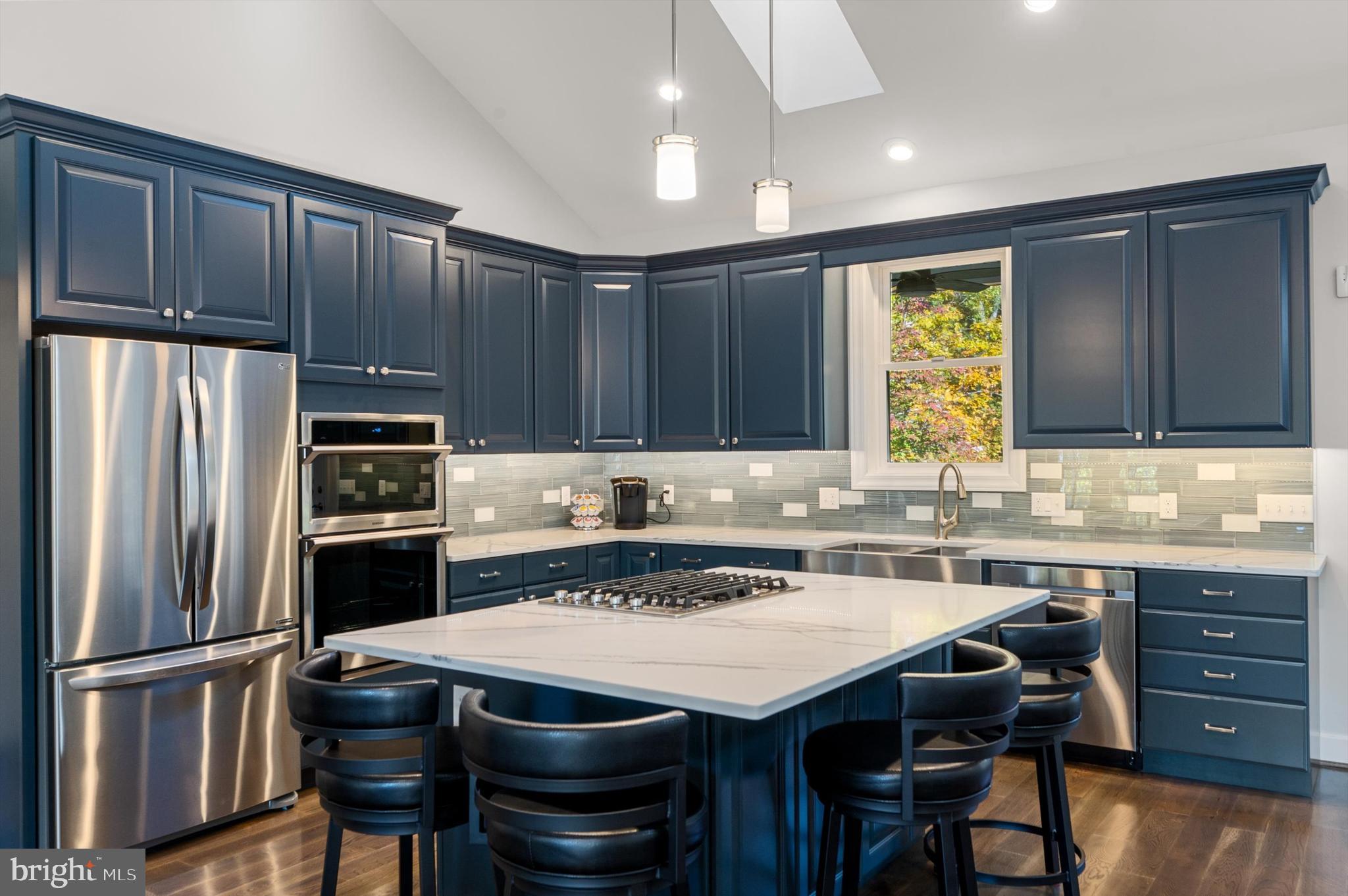 RITTER MOUNTAIN - Residential