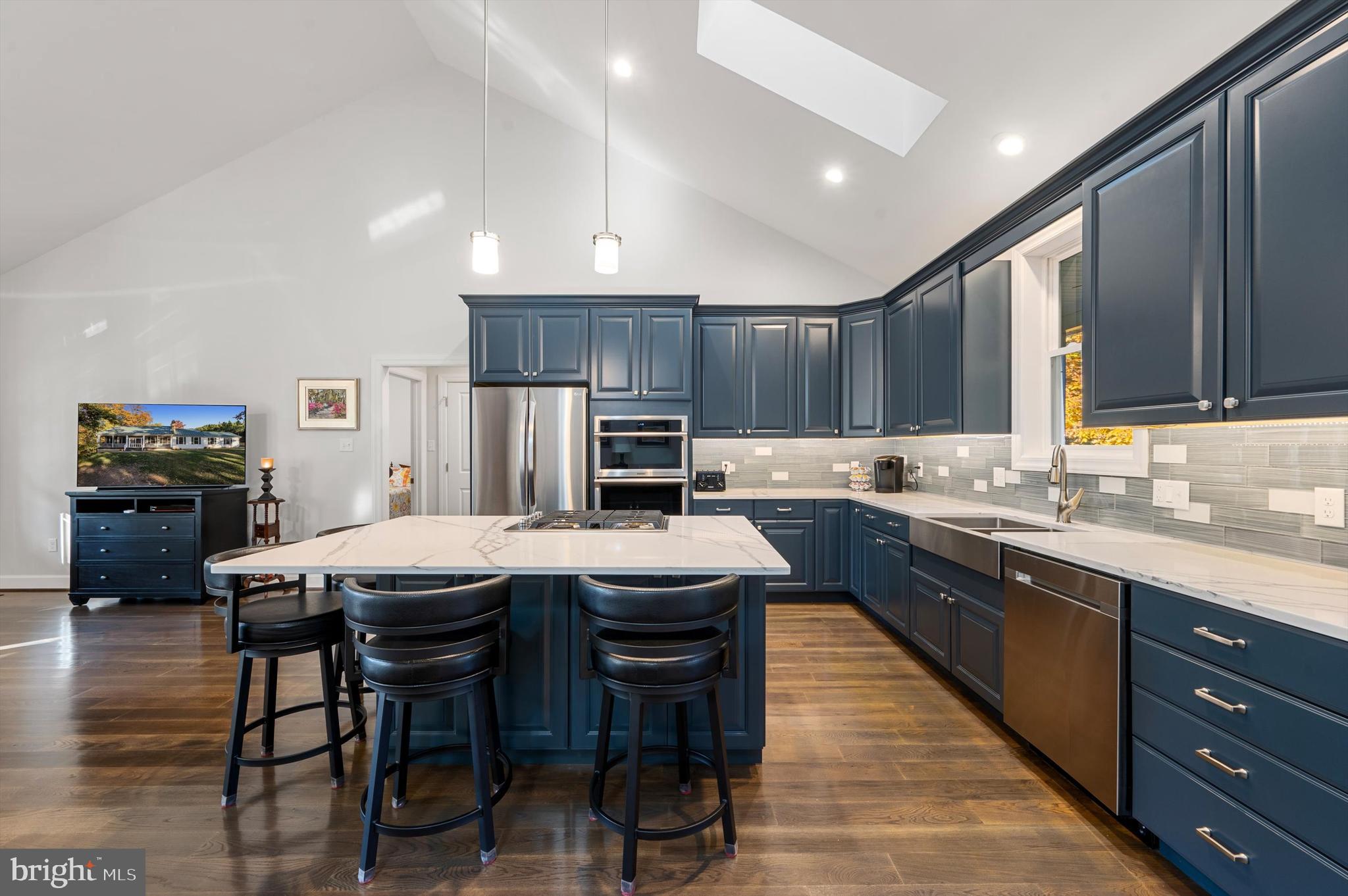 RITTER MOUNTAIN - Residential