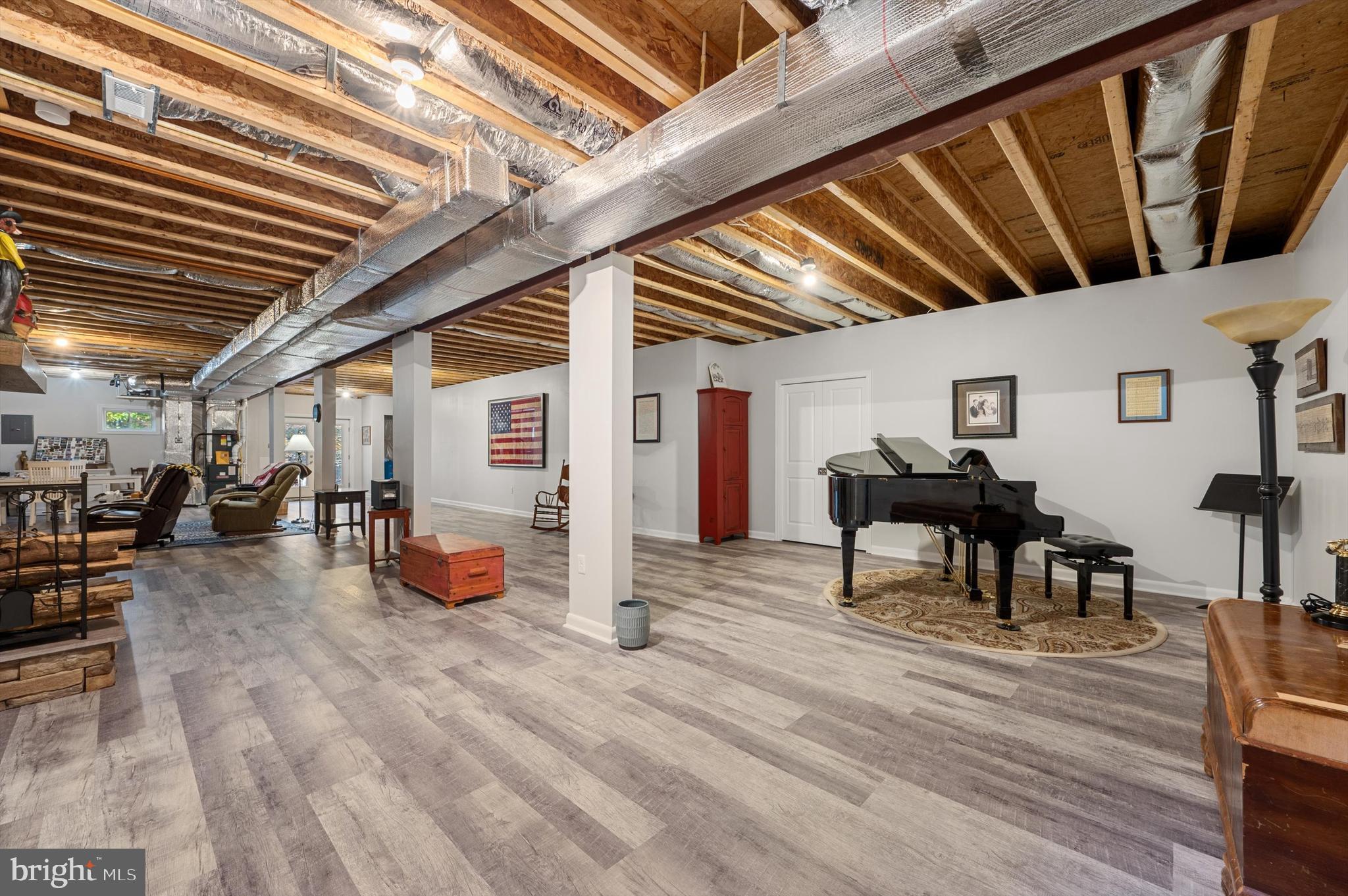 RITTER MOUNTAIN - Residential