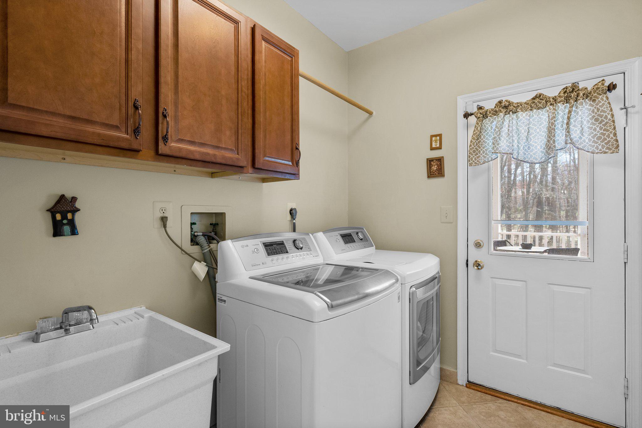 ASHFORD - Residential