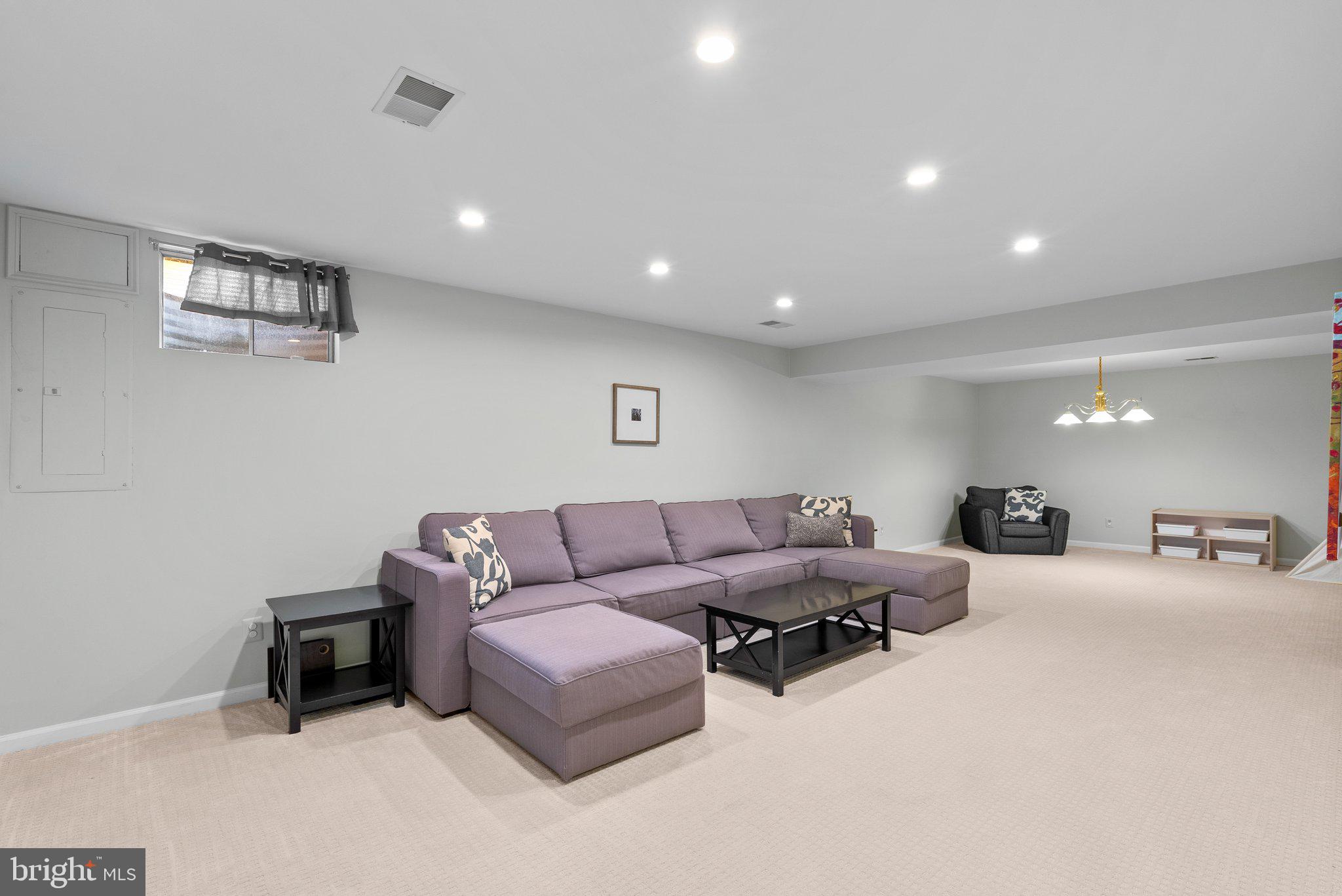 ASHFORD - Residential