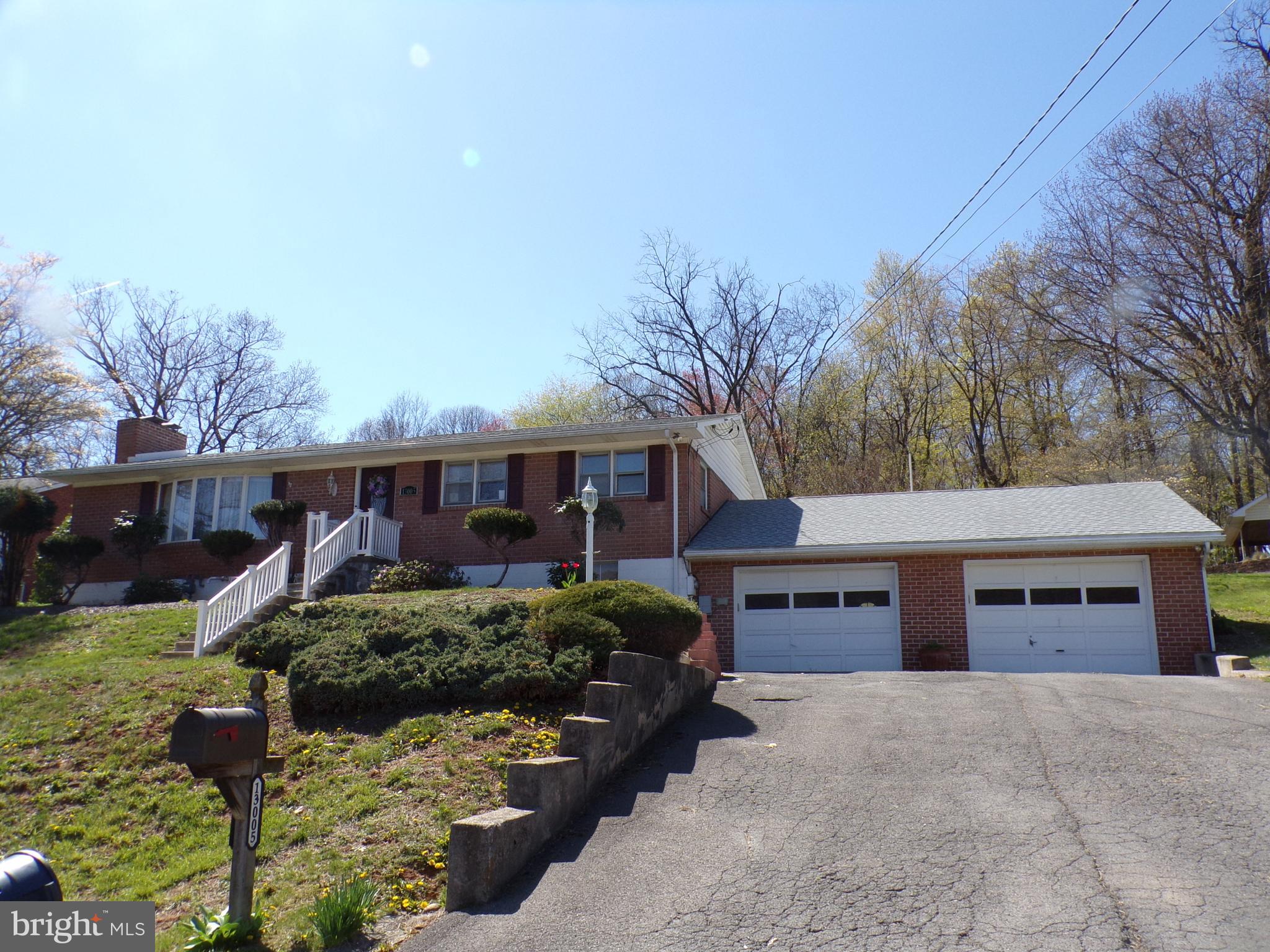 Welcome to the charming, updated, well-kept home located just outside the city limits of Cumberland, MD. Because of this location there are no city taxes on this property which is a savings in itself. This lovely well-maintained home features living room with fireplace, dining room, kitchen, expansive great room, 3 bedrooms, 1 and 1/2 baths on the main level. There is a full basement including rec room, laundry room, full bath and utility room. Also, there is a two car attached garage (not part of the basement area), private rear patio, paved driveway, central air and recent landscaping. Water and sewage are supplied by public utility. This property is in "MOVE-IN CONDITION" and a "MUST SEE". The sellers are relocating out of the Cumberland area.
Do NOT leave cat in the house.