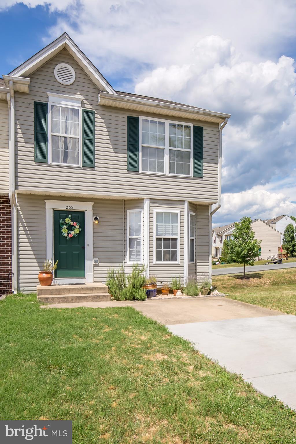 STONE RIVER - Residential