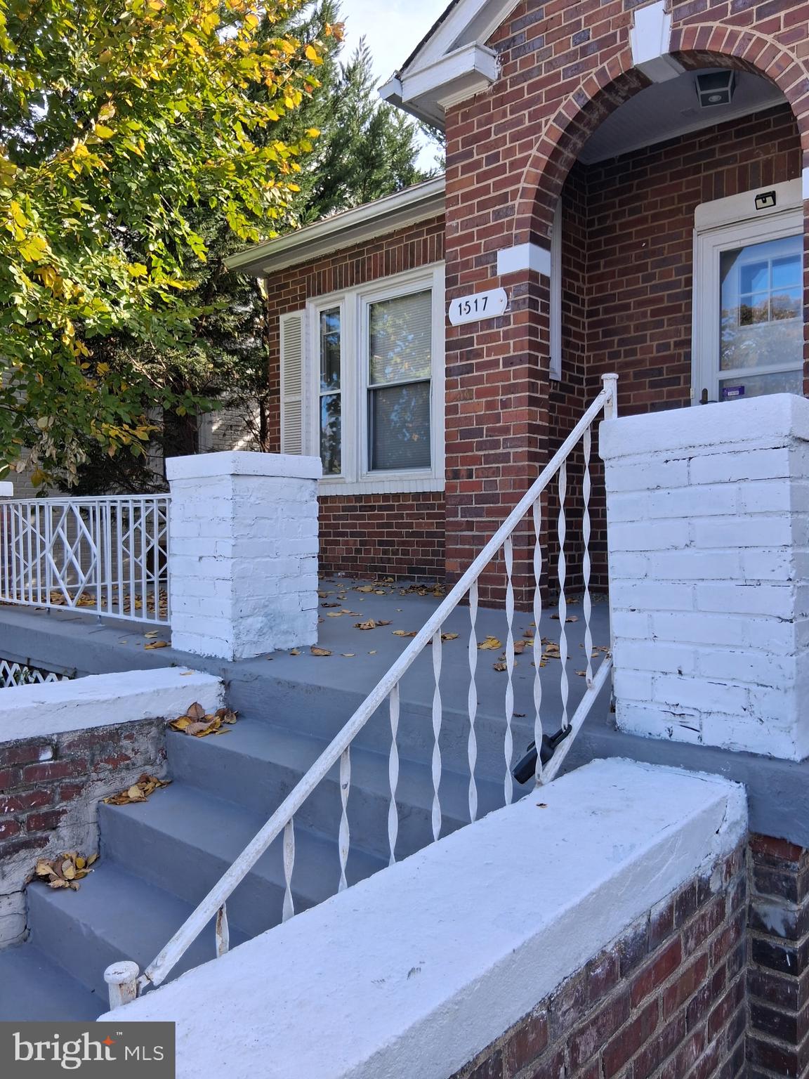 1517 BEAVER HEIGHTS LANE