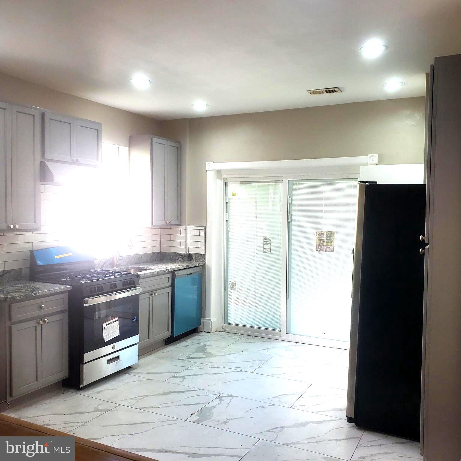 BEAVER HEIGHTS - Residential Lease