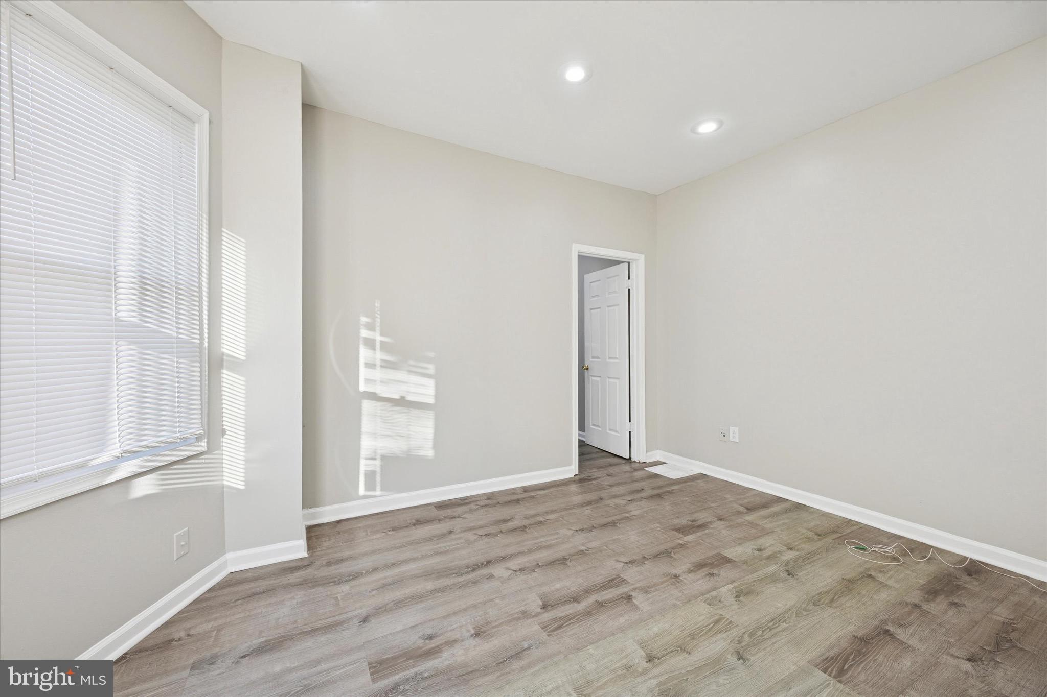 PENNWOOD - Residential Lease