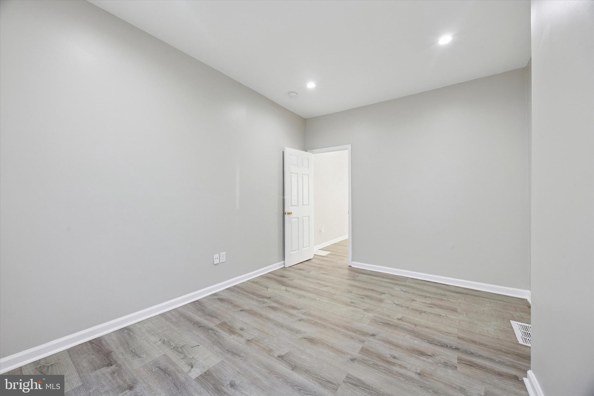 PENNWOOD - Residential Lease