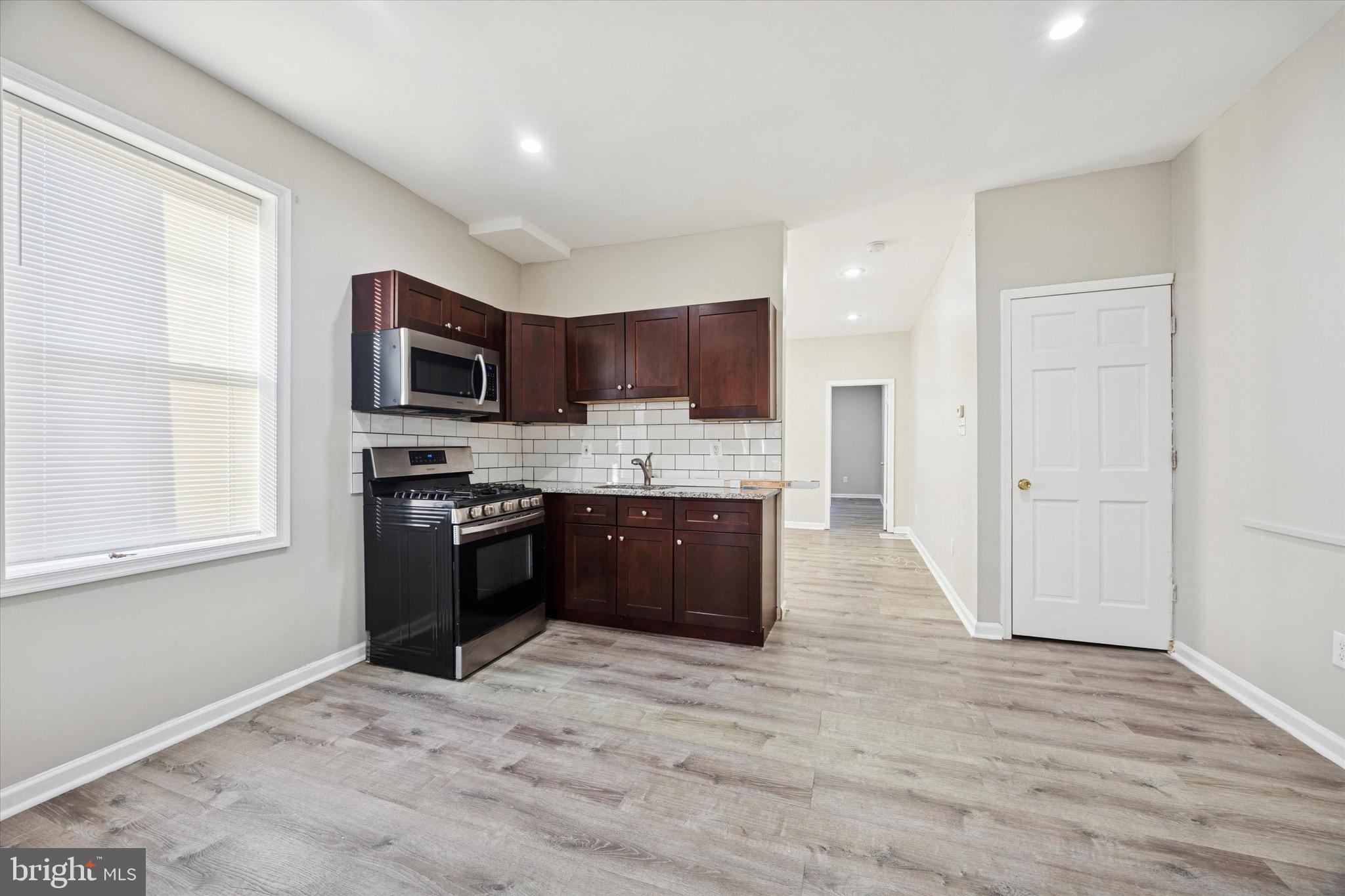 PENNWOOD - Residential Lease