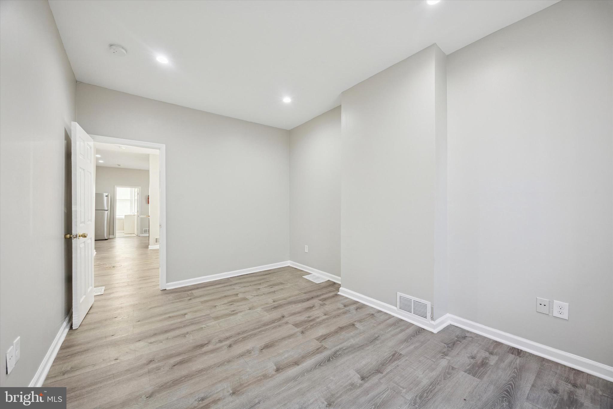 PENNWOOD - Residential Lease