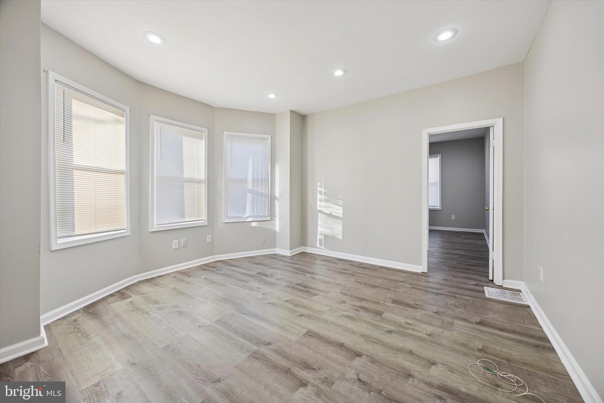 PENNWOOD - Residential Lease