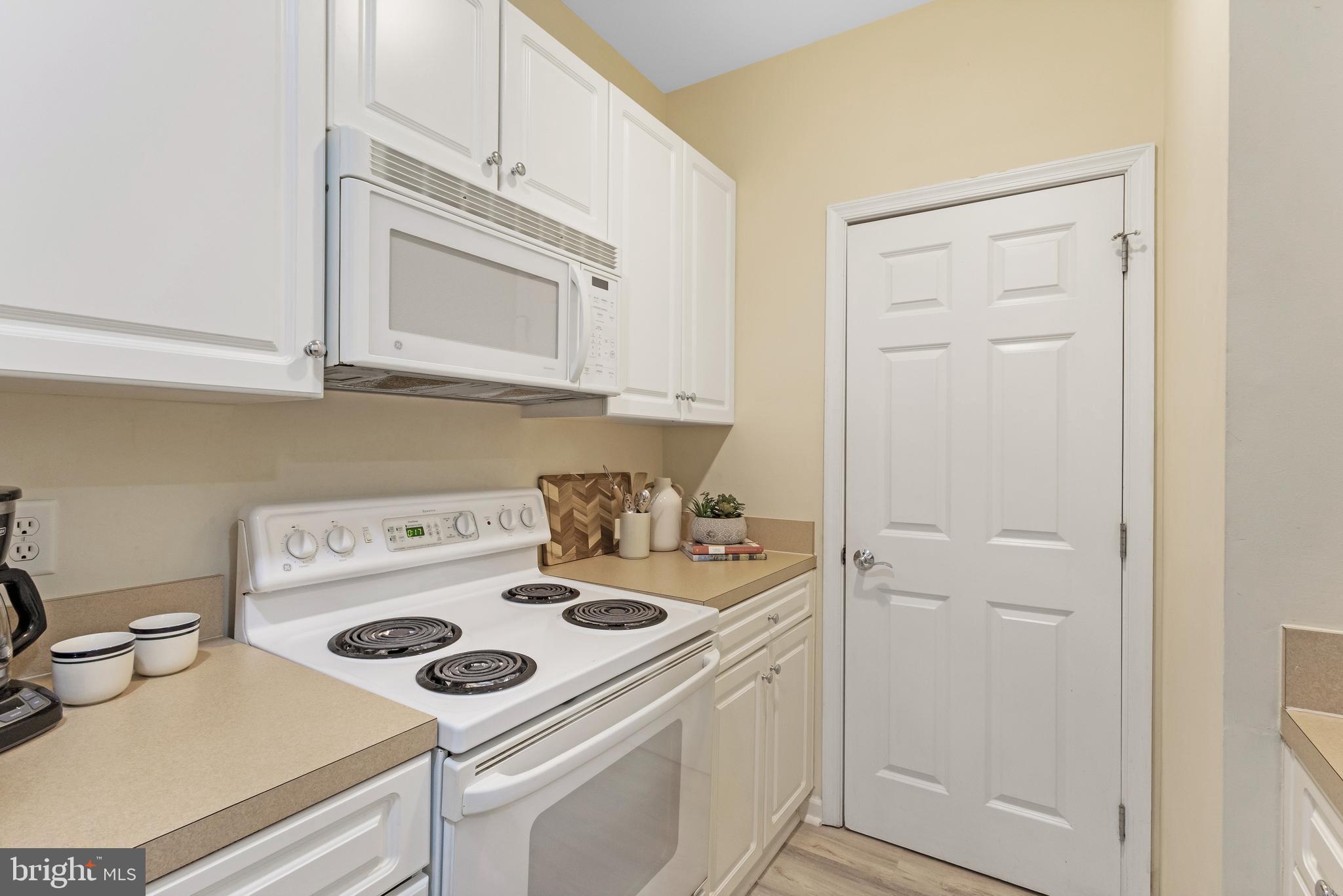 SANDPIPER VILLAGE CONDO - Residential