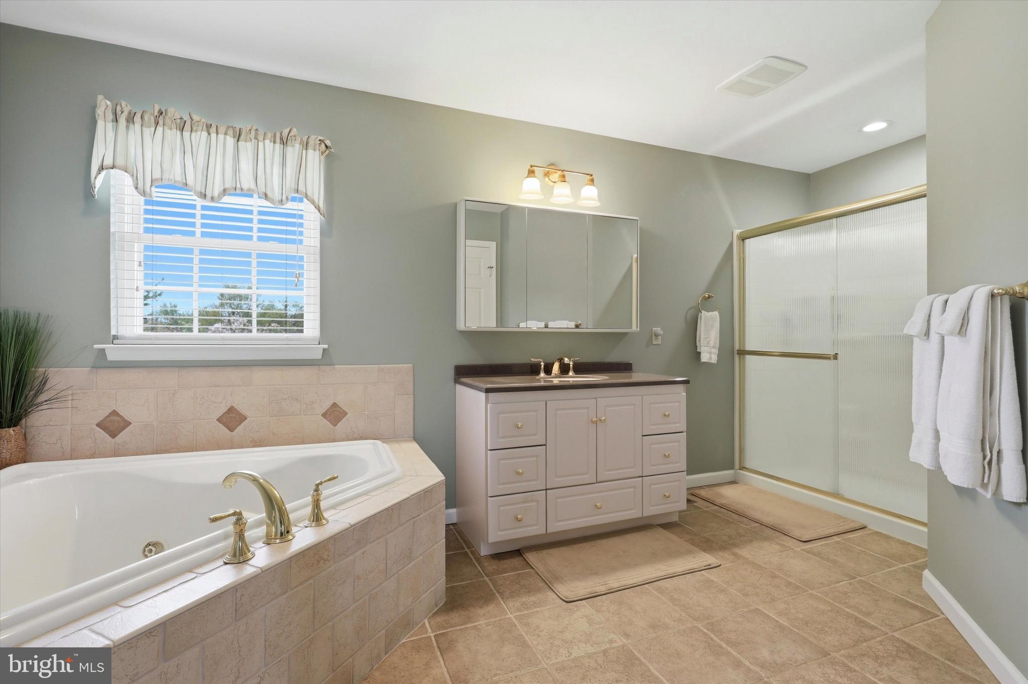 WYNMERE DOWNS - Residential