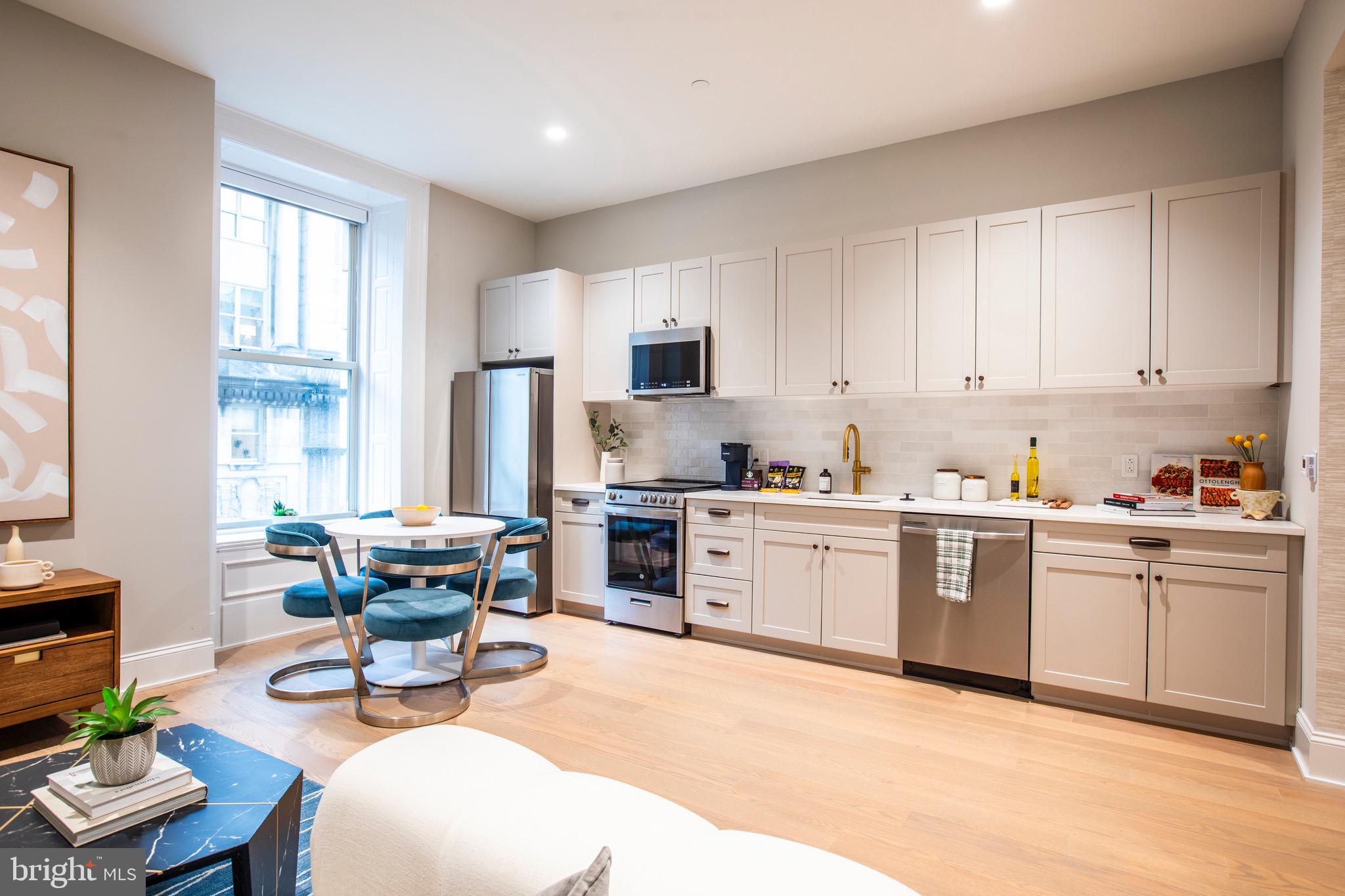 CENTER CITY - Residential Lease