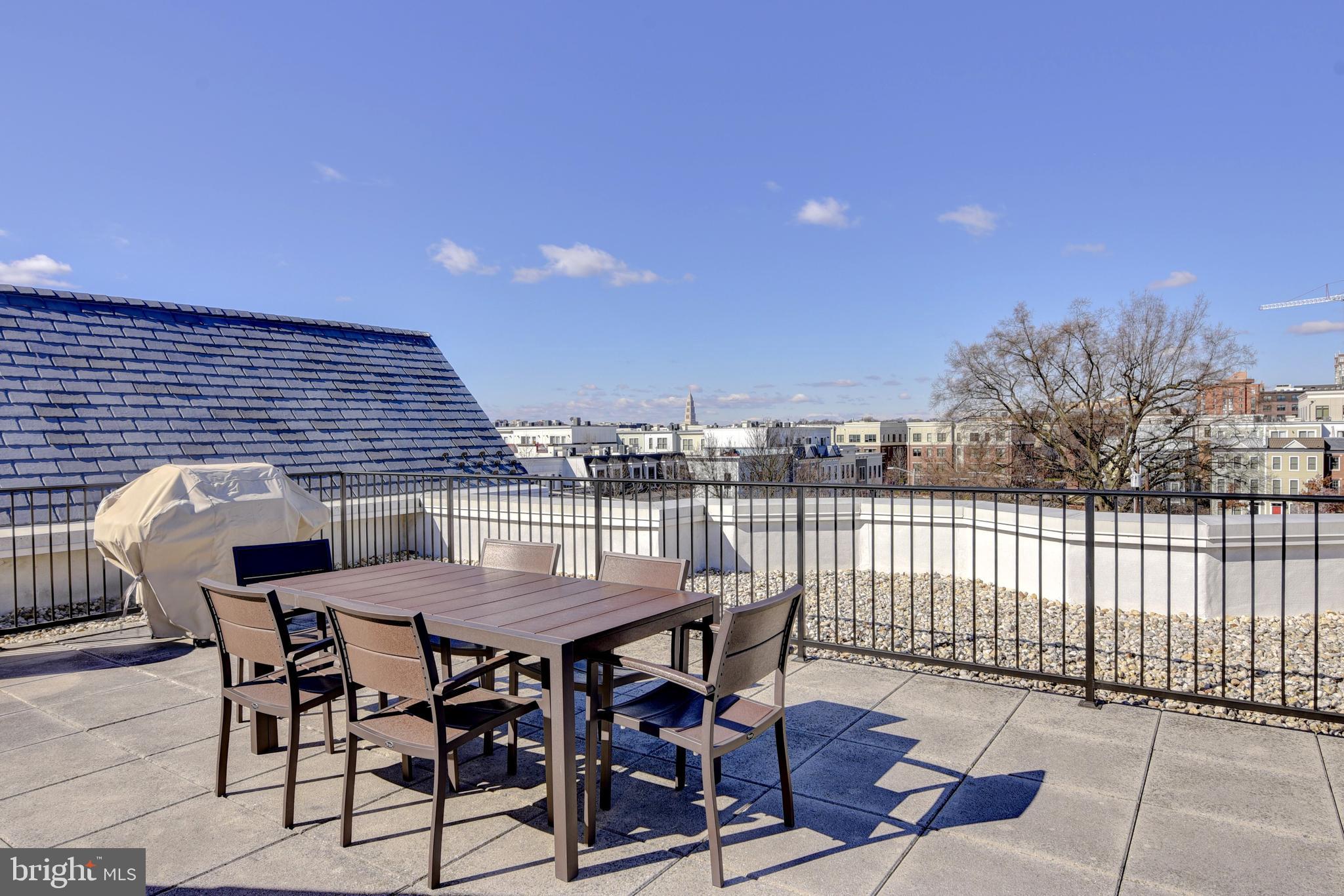 900 NORTH WASHINGTON STREET CONDOMINIUMS - Residential