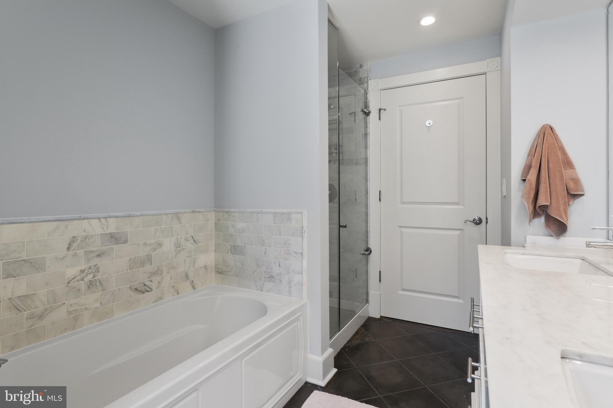 900 NORTH WASHINGTON STREET CONDOMINIUMS - Residential