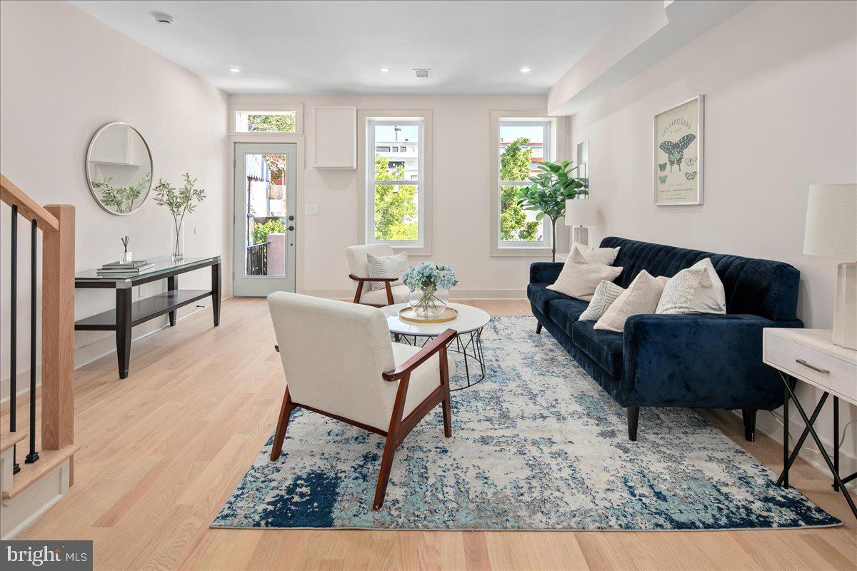 1421 DUNCAN STREET NE