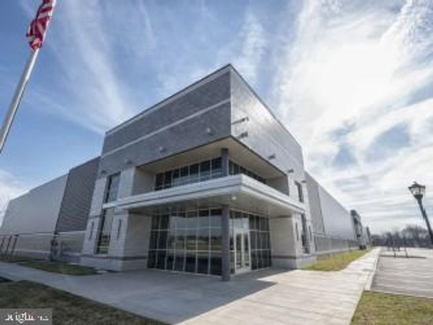 Under construction! Class A distribution center with 32’ clear ceilings. Property provides convenient access to the three dedicated interchanges that serve Greenfield. This includes the brand new Walnut Street Extension, which provides access to US Route 30 with minimal turns. The Landlord is willing to demise.