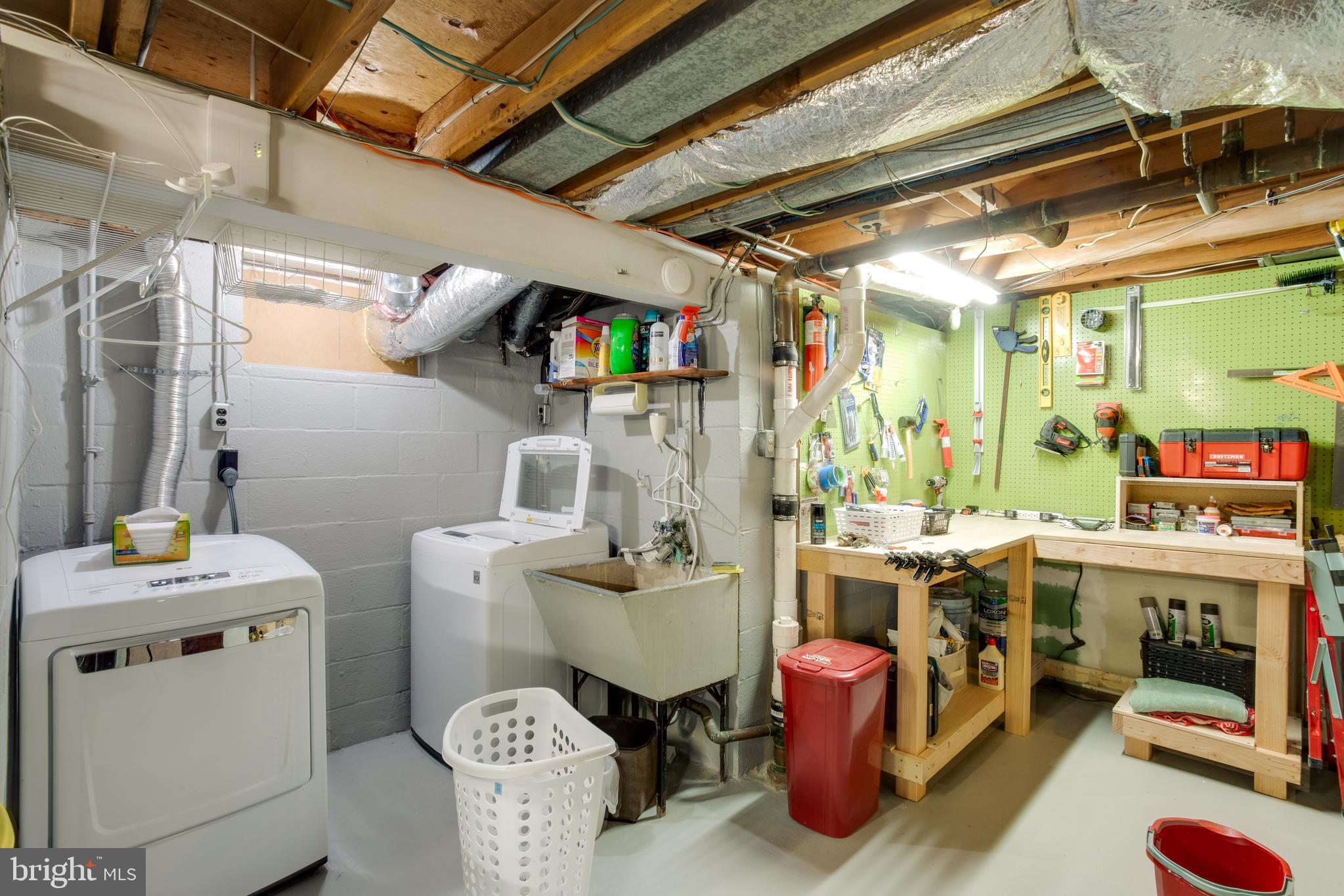 RIPPLING ESTATES - Residential