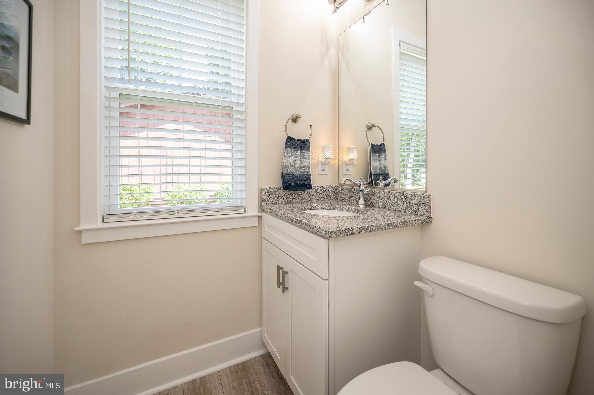 LAKE OF THE WOODS - Residential Lease